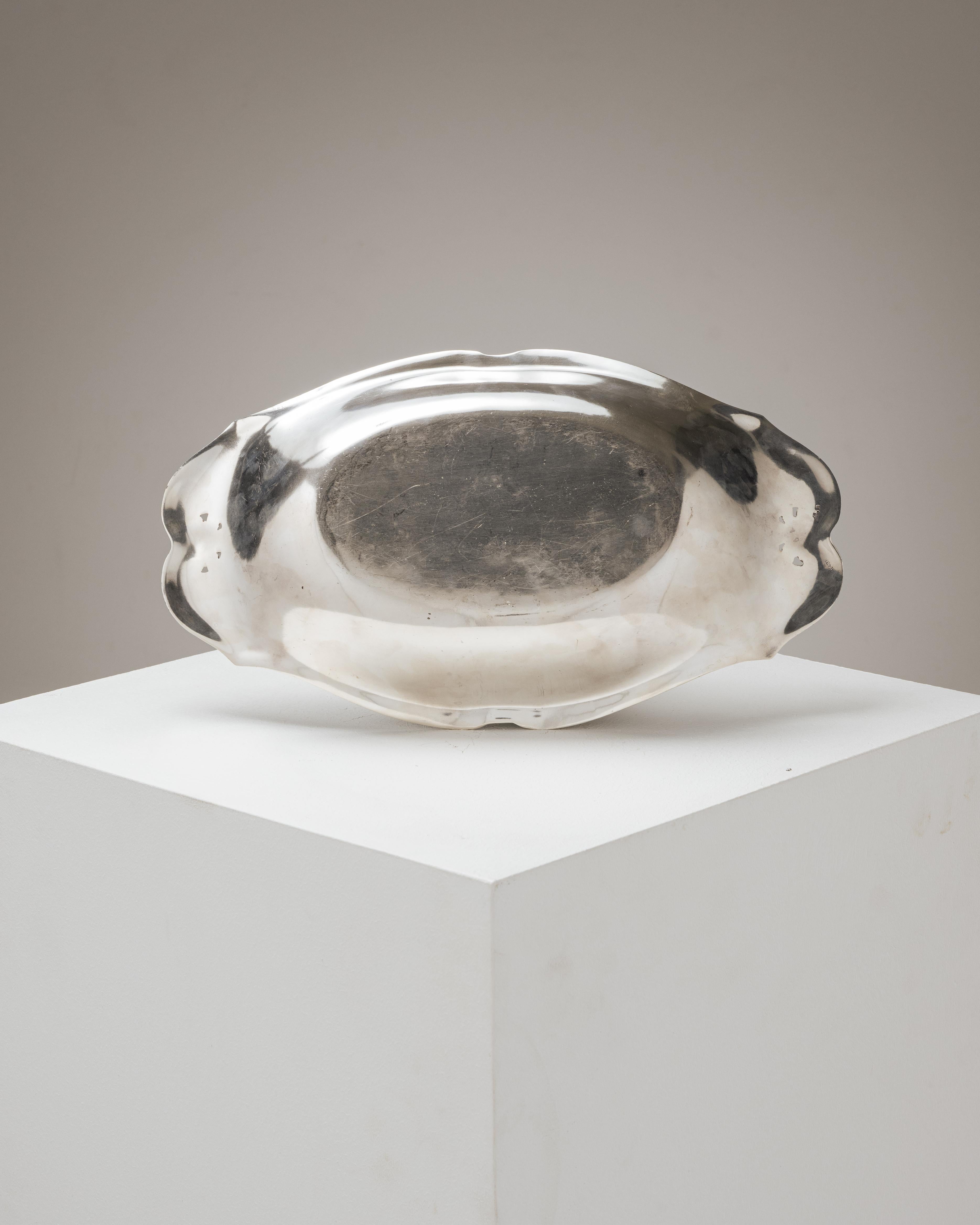Metal Bread basket, silver-plated, Art Deco, 1930s For Sale