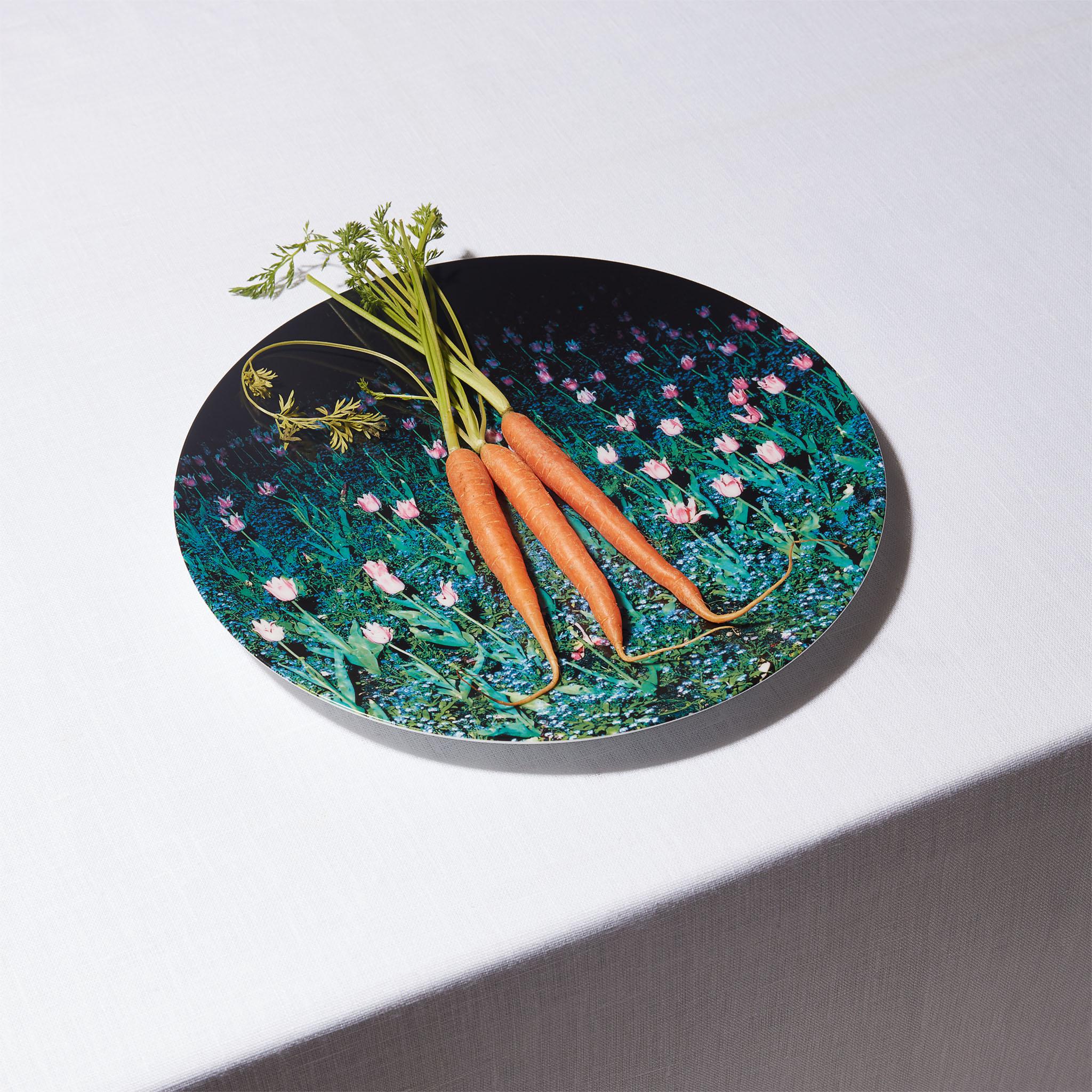 Modern Bread Porcelain Plate Collection Rue de Paradis Model 