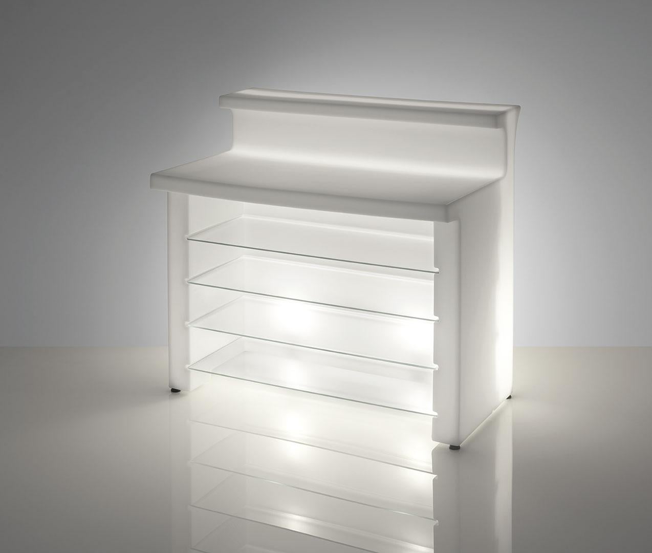 Break Line Lighted Bar Counter by SLIDE Studio
Dimensions: D 75 x W 120 x H 110 cm.
Materials: Polyethylene and glass.
Weight: 47 kg.

This product is suitable for indoor and outdoor use. Available in a lighted version. Additional details on glass
