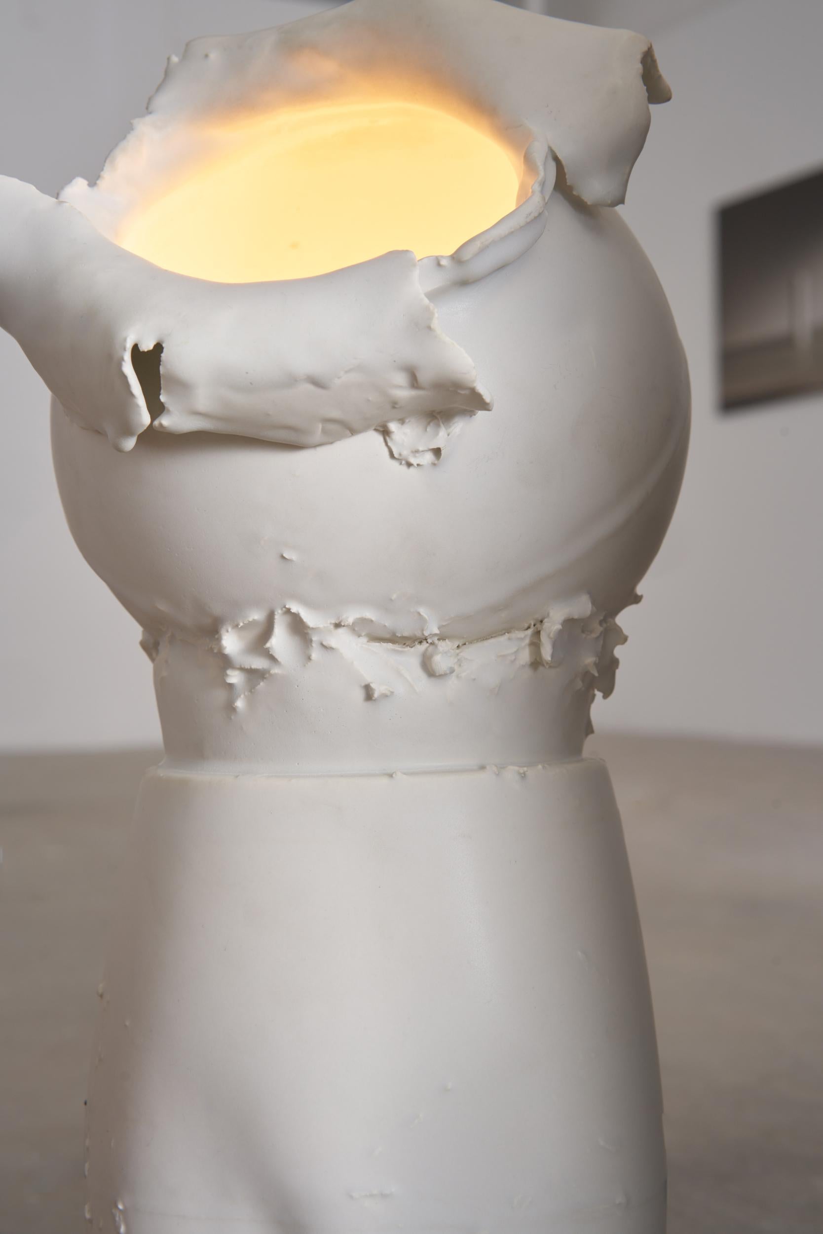 Italian Break the Mold: Breganze+Fara ceramic lamp by Jenna Basso Pietrobon For Sale