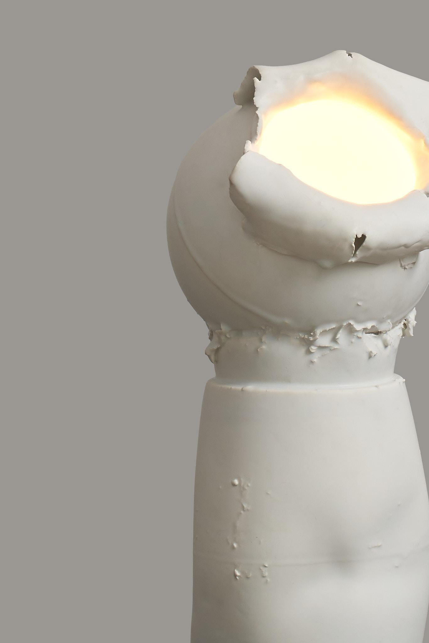 Break the Mold: Breganze+Fara ceramic lamp by Jenna Basso Pietrobon In New Condition For Sale In New York, NY