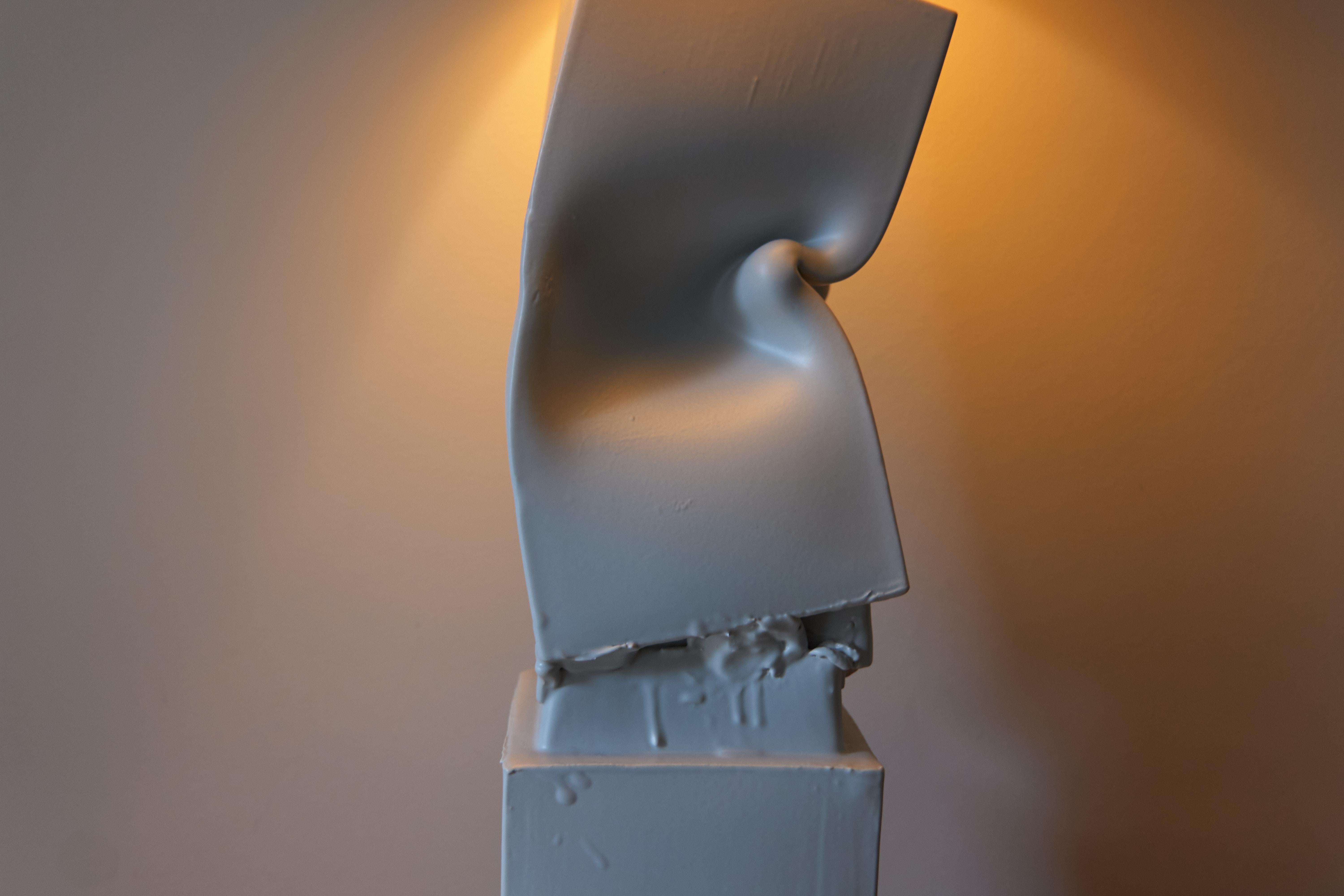 Break the Mold: Brenta+Brenta ceramic lamp by Jenna Basso Pietrobon In New Condition For Sale In New York, NY