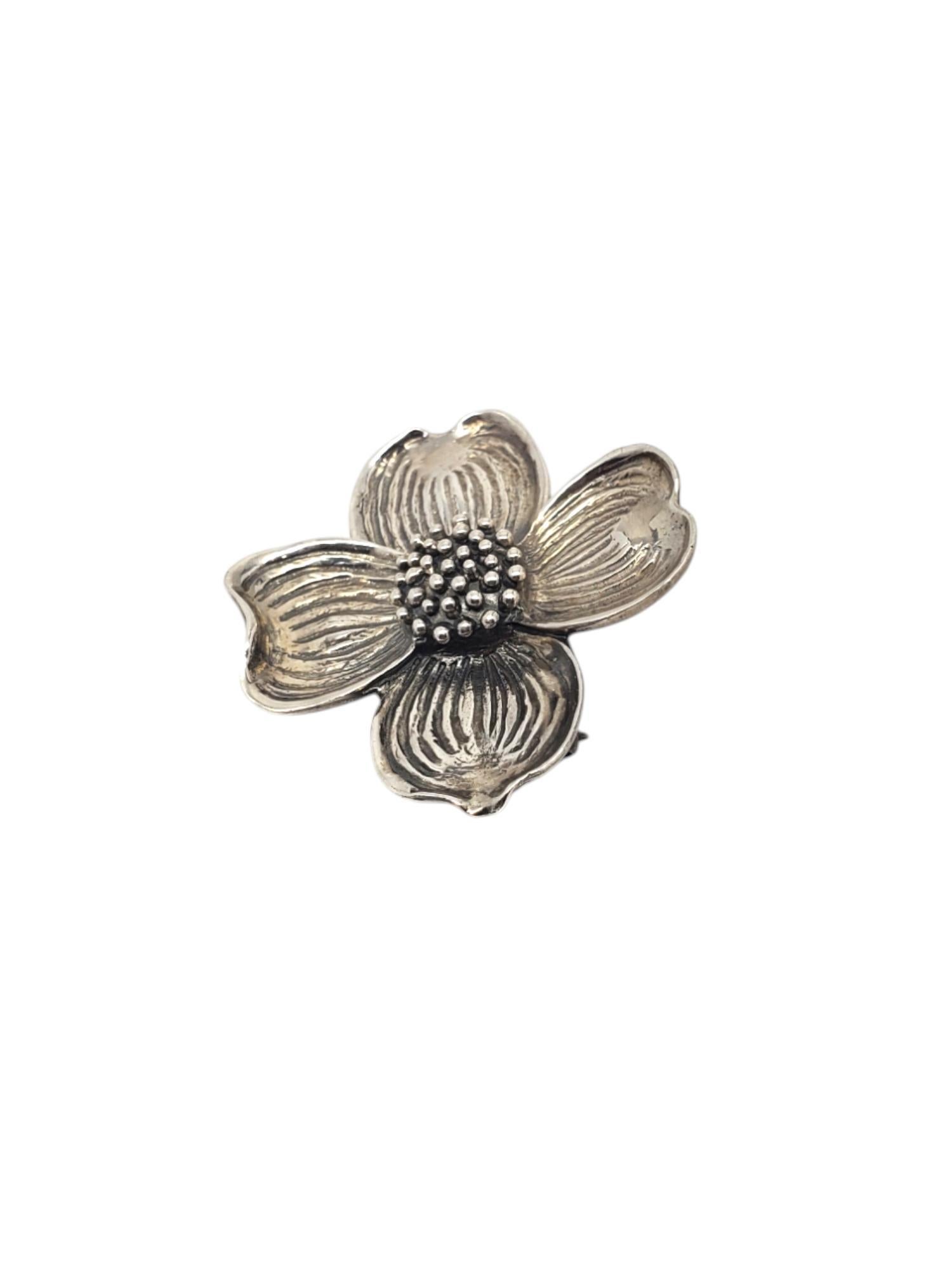 Breakell Sterling Silver Dogwood  Leaf Flower Brooch Pin #19523 In Good Condition For Sale In Washington Depot, CT