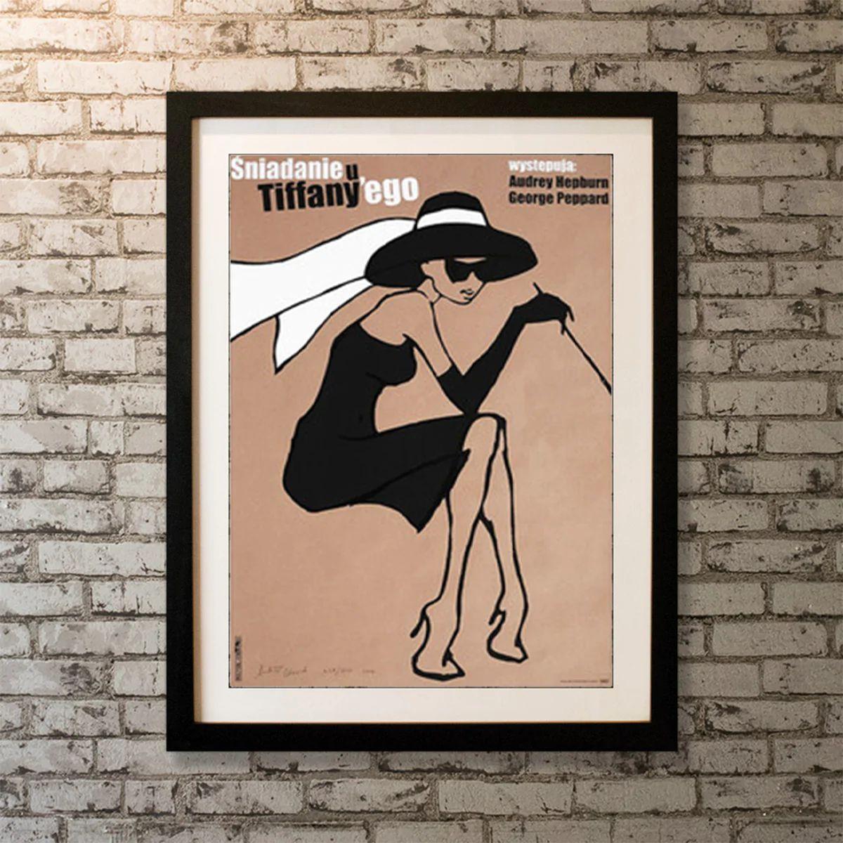 Breakfast at Tiffany's, Unframed Poster, 2015r by Michal Ksiazek

Michal Ksiazek's artists's print inspired by film with Audrey Hepburn. Screen print on brown packaging paper with horizontal strips in paper structure. Limited, signed and numbered