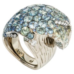 "Breaking wave", Madagascar teal unheated sapphires and diamonds cocktail ring