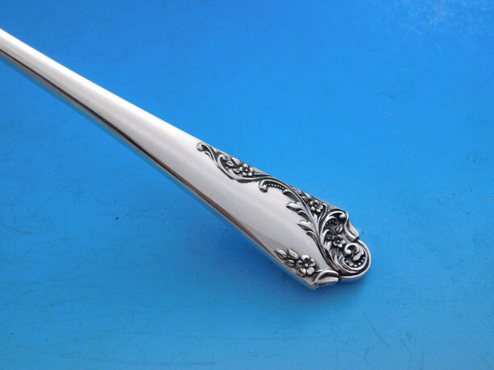 Breath of Spring II by Arthur Stuart/Amston sterling silver Flatware set, 45 pieces. This set includes:

8 Knives, 9 1/8