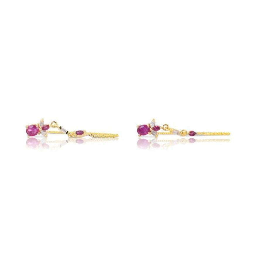 Breathtaking 14K Yellow Gold Earrings with 1.38 Carat Ruby and Diamond In New Condition For Sale In רמת גן, IL
