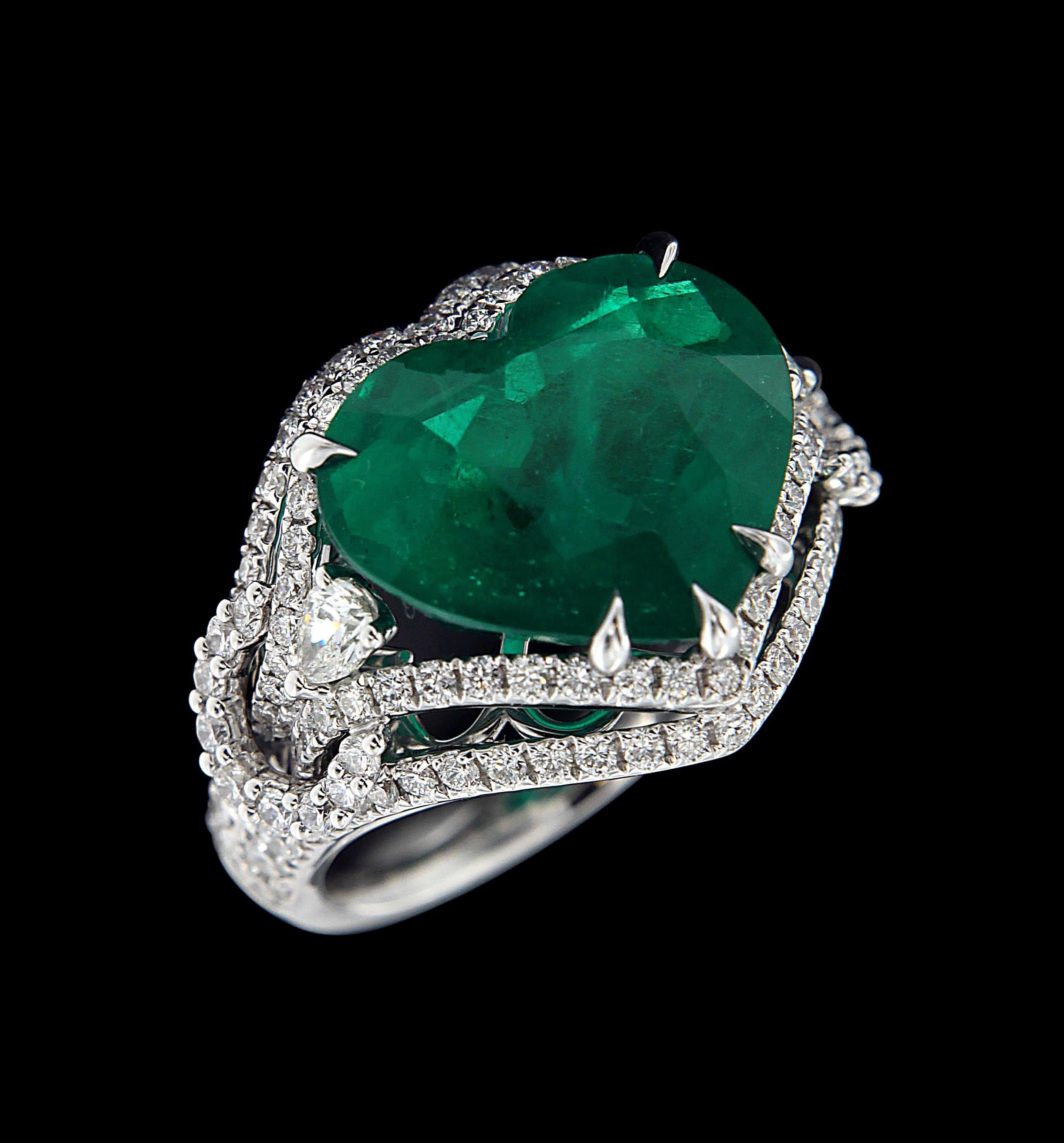 Heart Cut Breathtaking 18 Karat White Gold, Diamond and Emerald Ring For Sale