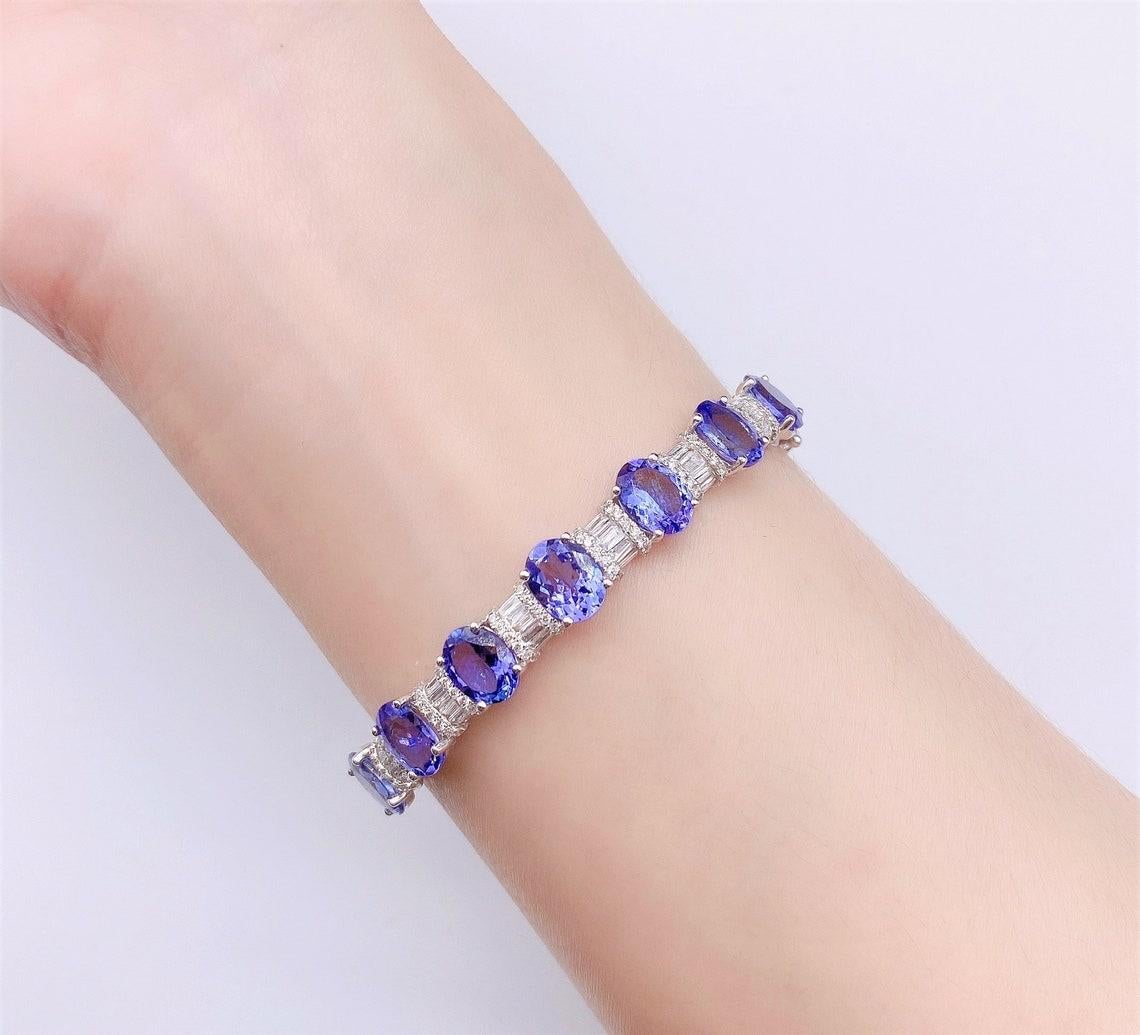 Armreif aus atemberaubendem 18KT Gold 9,50CT Fancy Gorgeous Tansanit Diamant (Gemischter Schliff) im Angebot