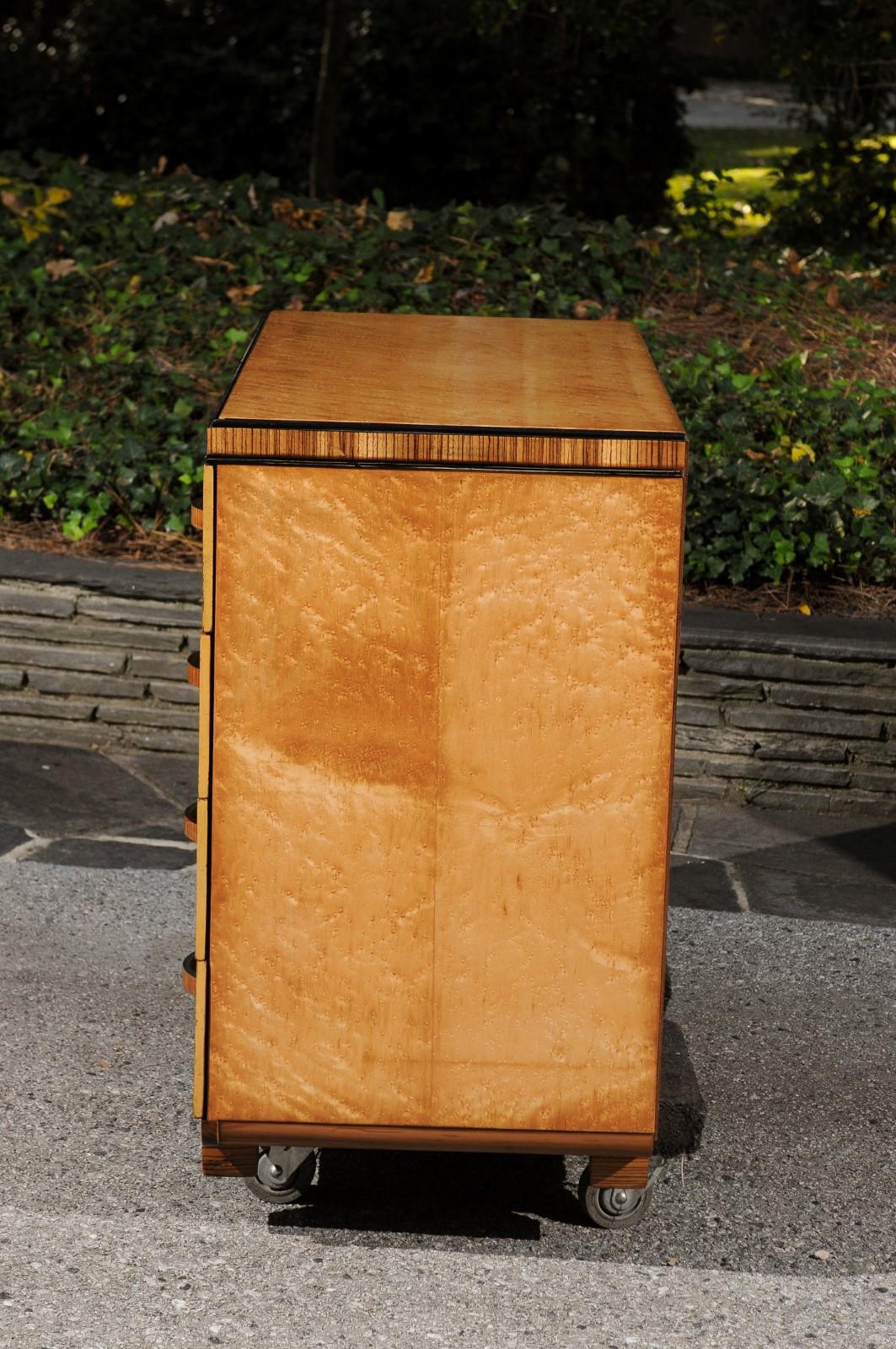 Breathtaking Art Deco Commode in Birdseye Maple and Madagascar Rosewood, 1925 7