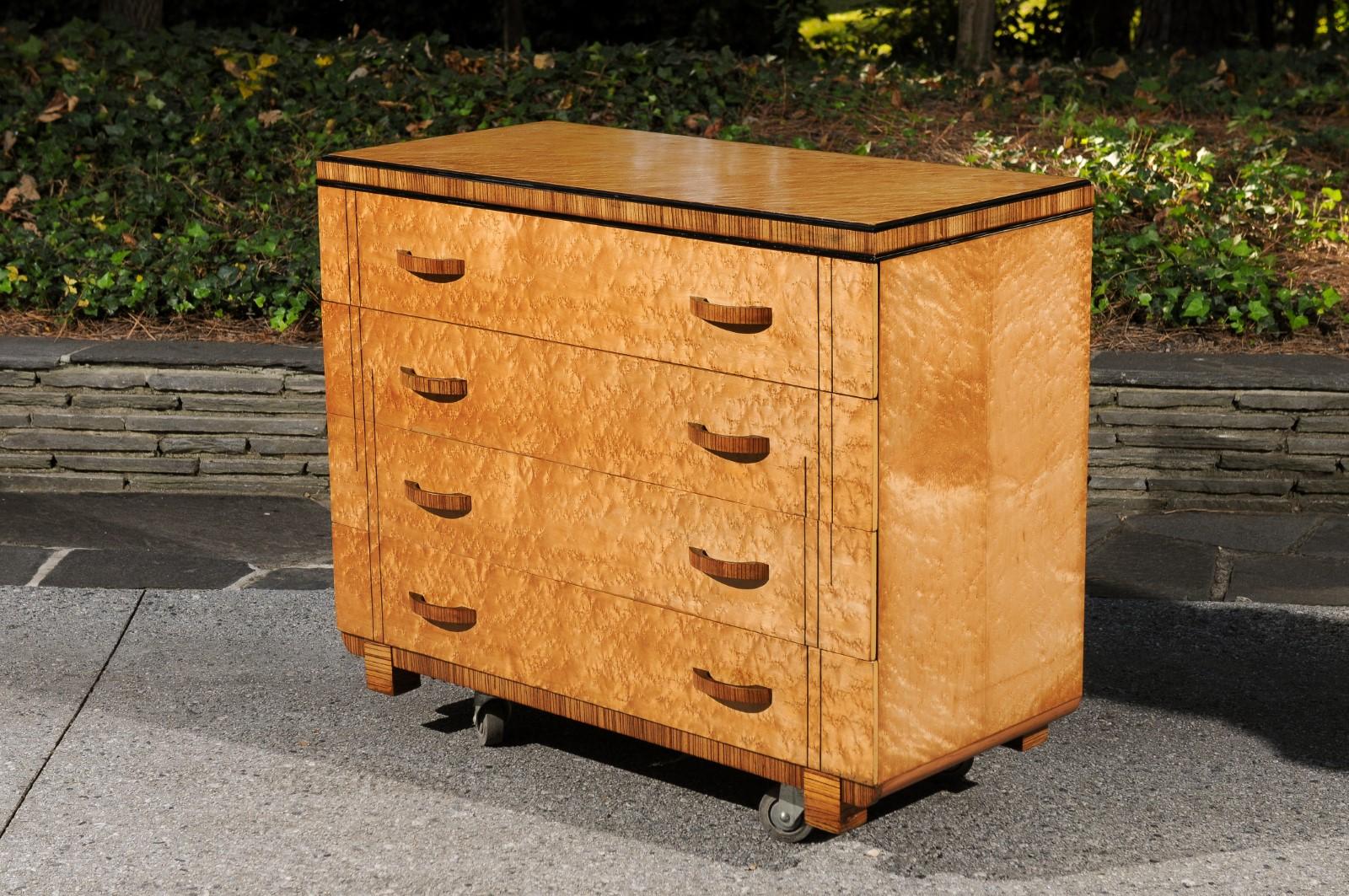 Breathtaking Art Deco Commode in Birdseye Maple and Madagascar Rosewood, 1925 8