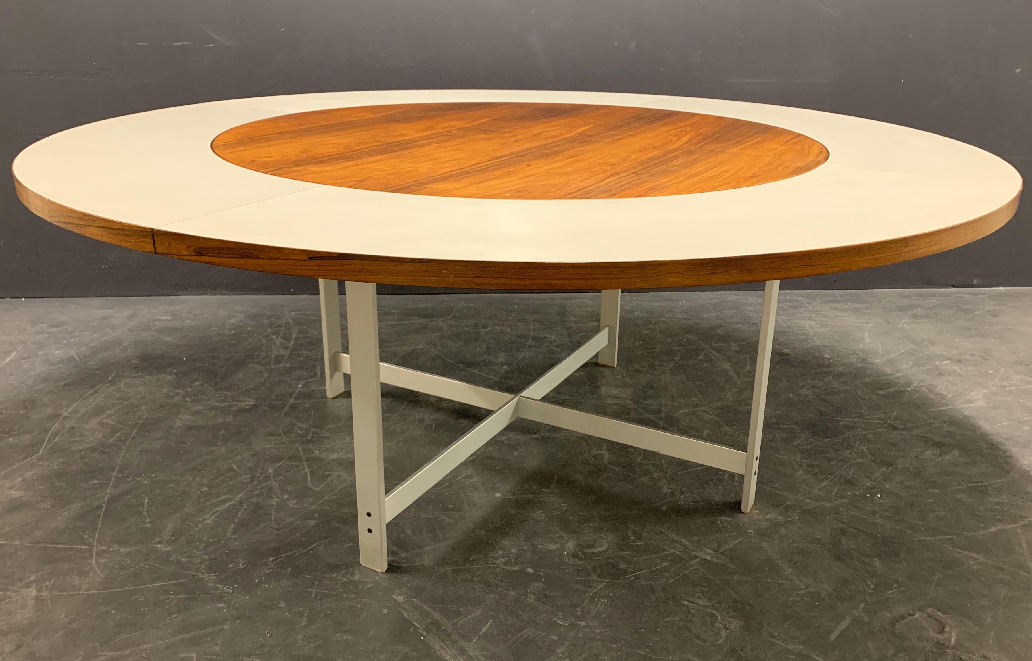 Mid-20th Century Breathtaking Circular Extension Table No. 54 by Jorgen Hoj