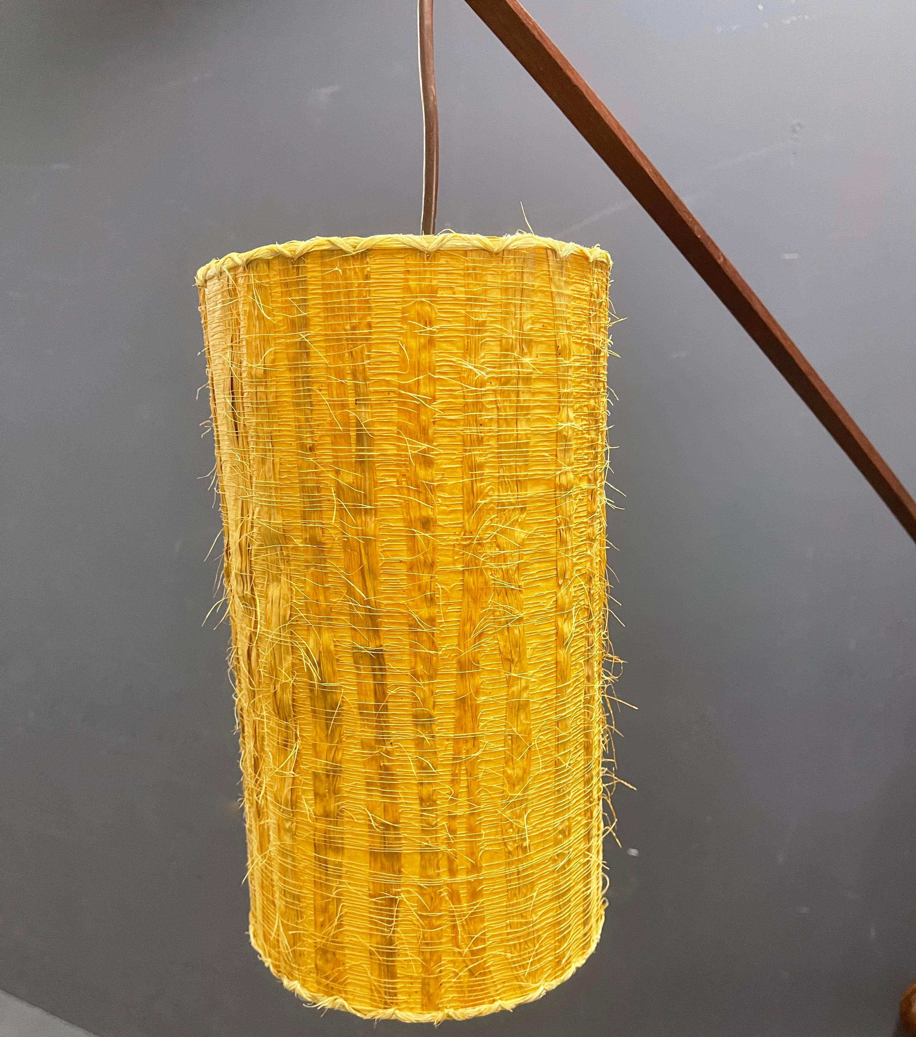 lampe murale à poids en noix de coco à couper le souffle par skrip en vente 5