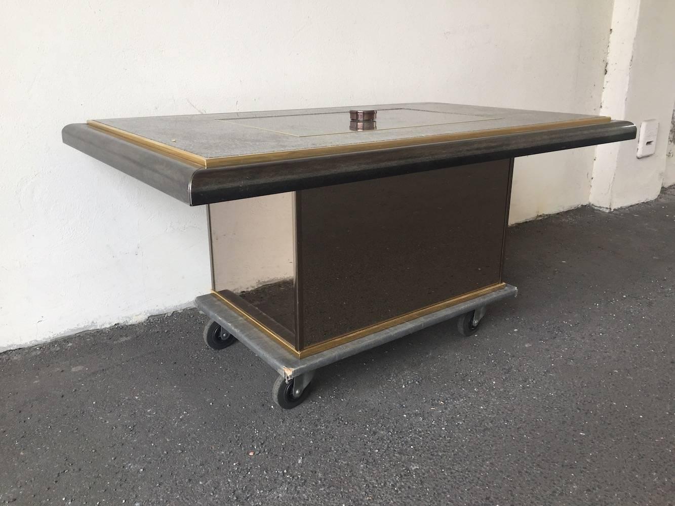 Breathtaking Coffee Table with Drinks Cupboard / Opens Magic For Sale 1