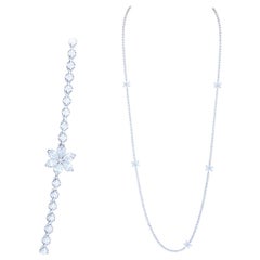 Breathtaking Diamond 18 Karat White Gold Necklace for Her