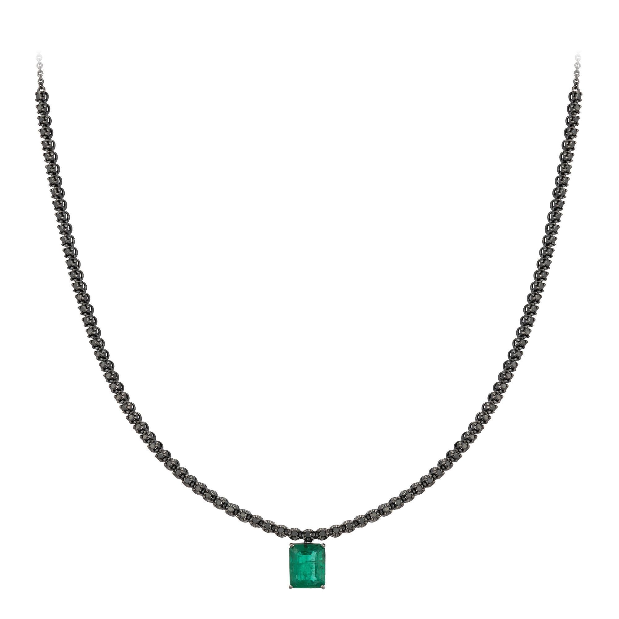 NECKLACE 18K White Gold BDiamond 1.60 Cts/91 Pcs Emerald 2.78 Cts/1 Pcs
