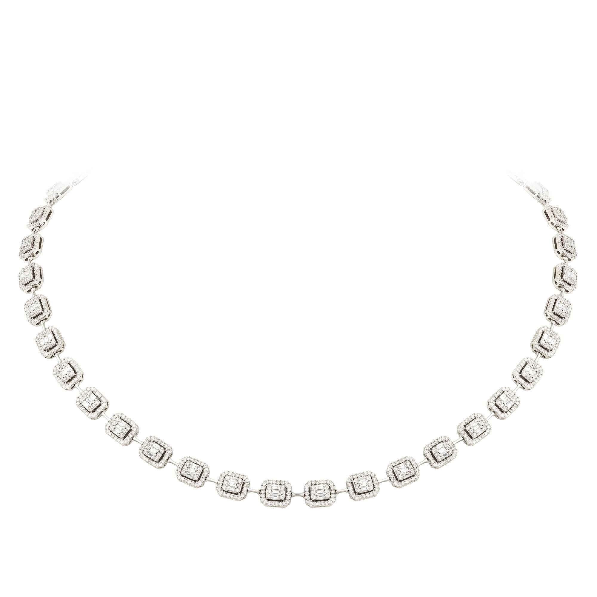 Donna Collana mozzafiato in oro bianco 18 carati con diamante per lei in vendita