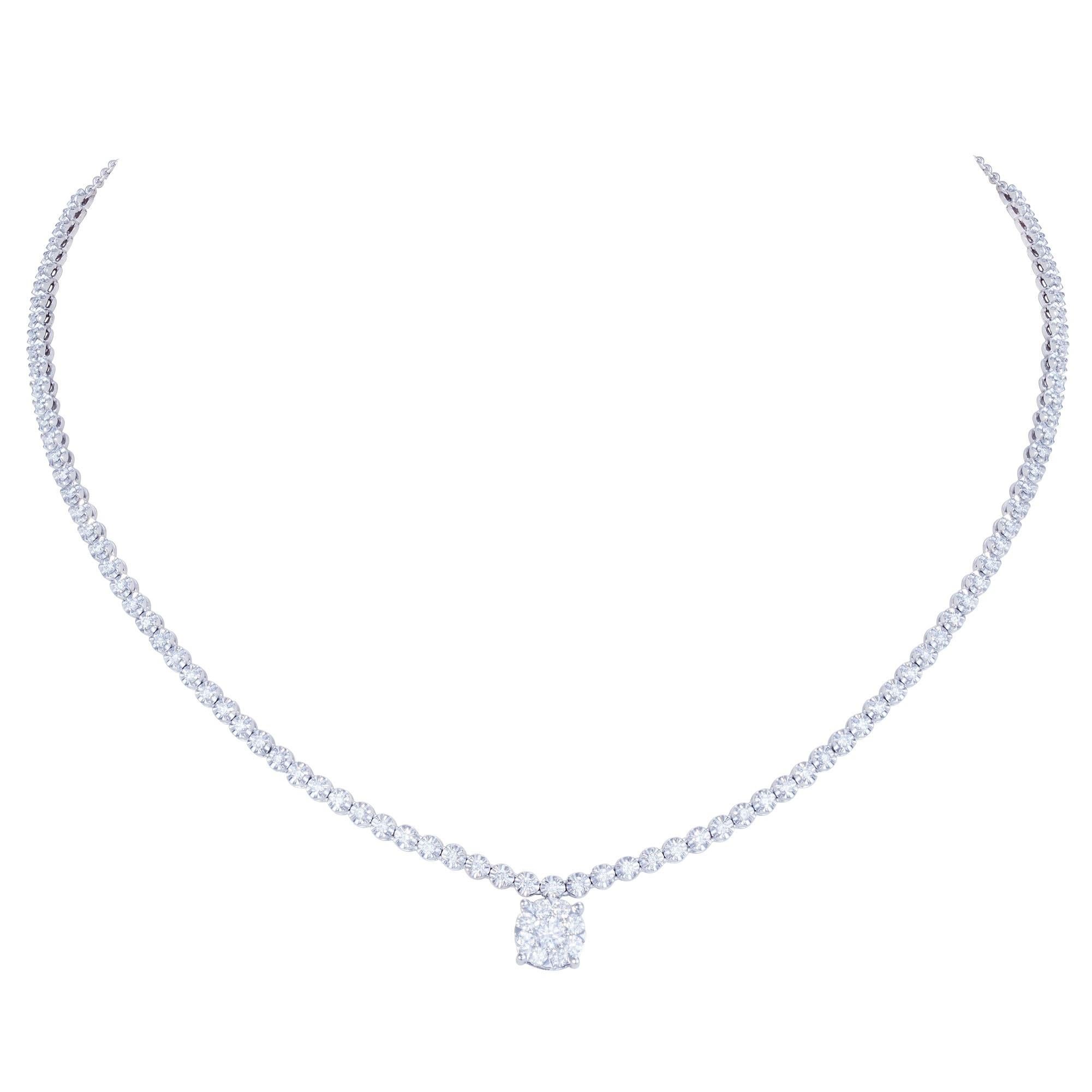 Women's Breathtaking Diamond 18K White Gold Necklace for Her For Sale