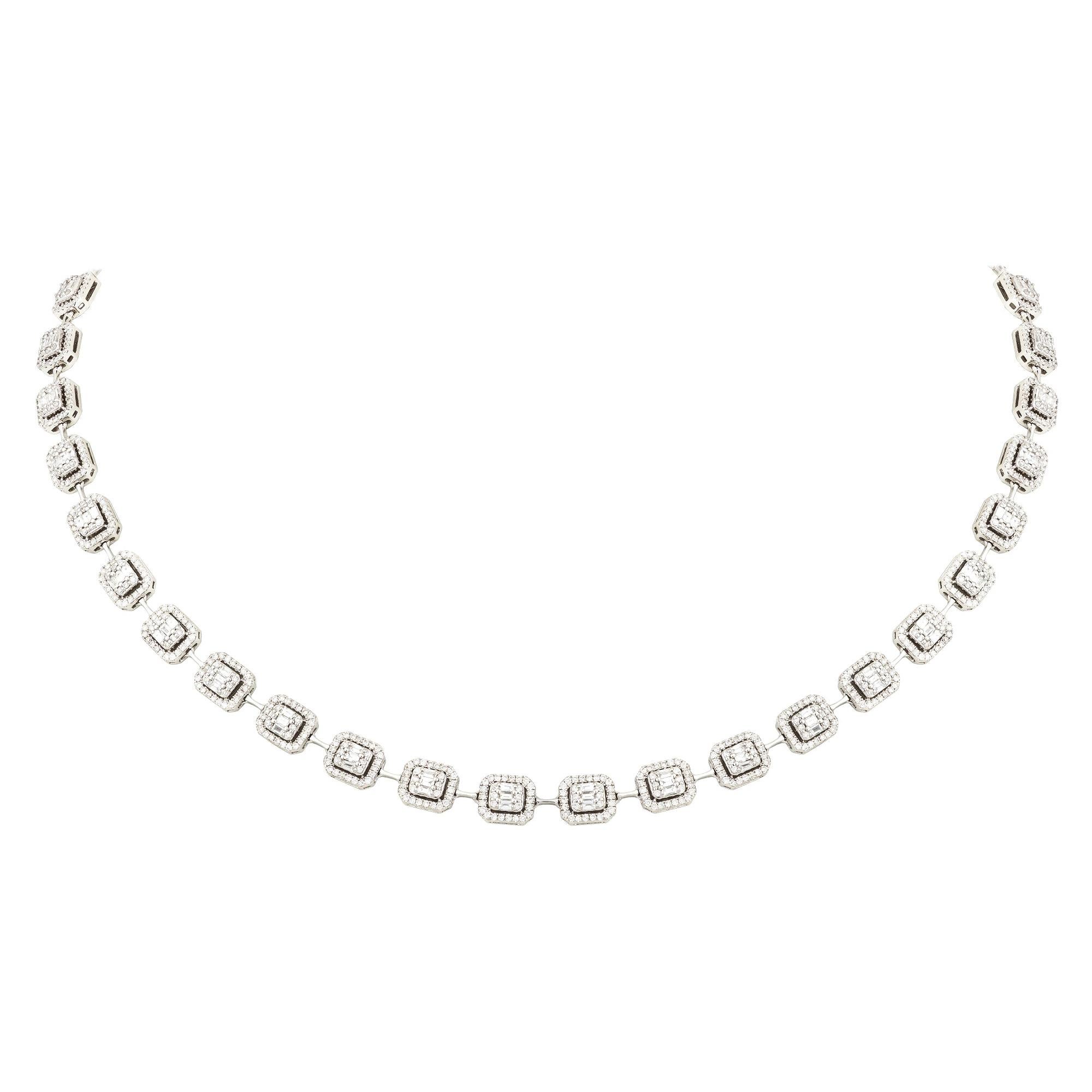 Breathtaking Diamond 18k White Gold Necklace for Her For Sale