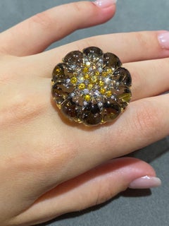 Breathtaking Diamond Quartz Citrine Yellow 18K Golf Ring for Her