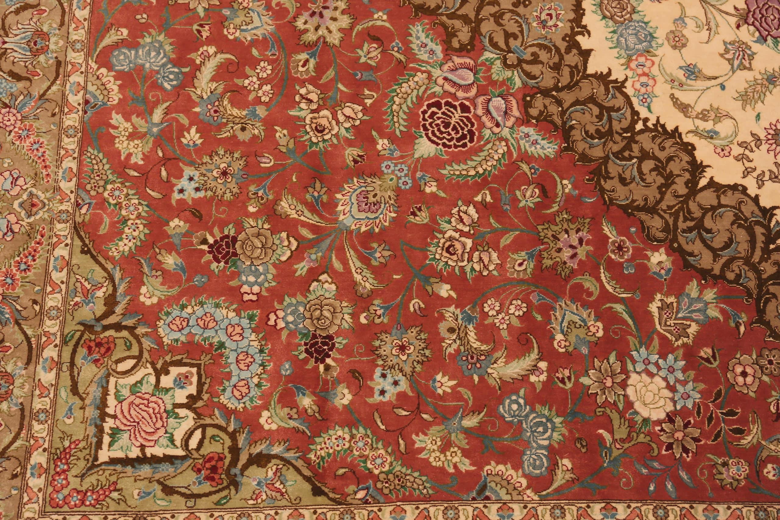 Breathtaking Fine Floral Medallion Vintage Persian Silk Qum Rug 9'9