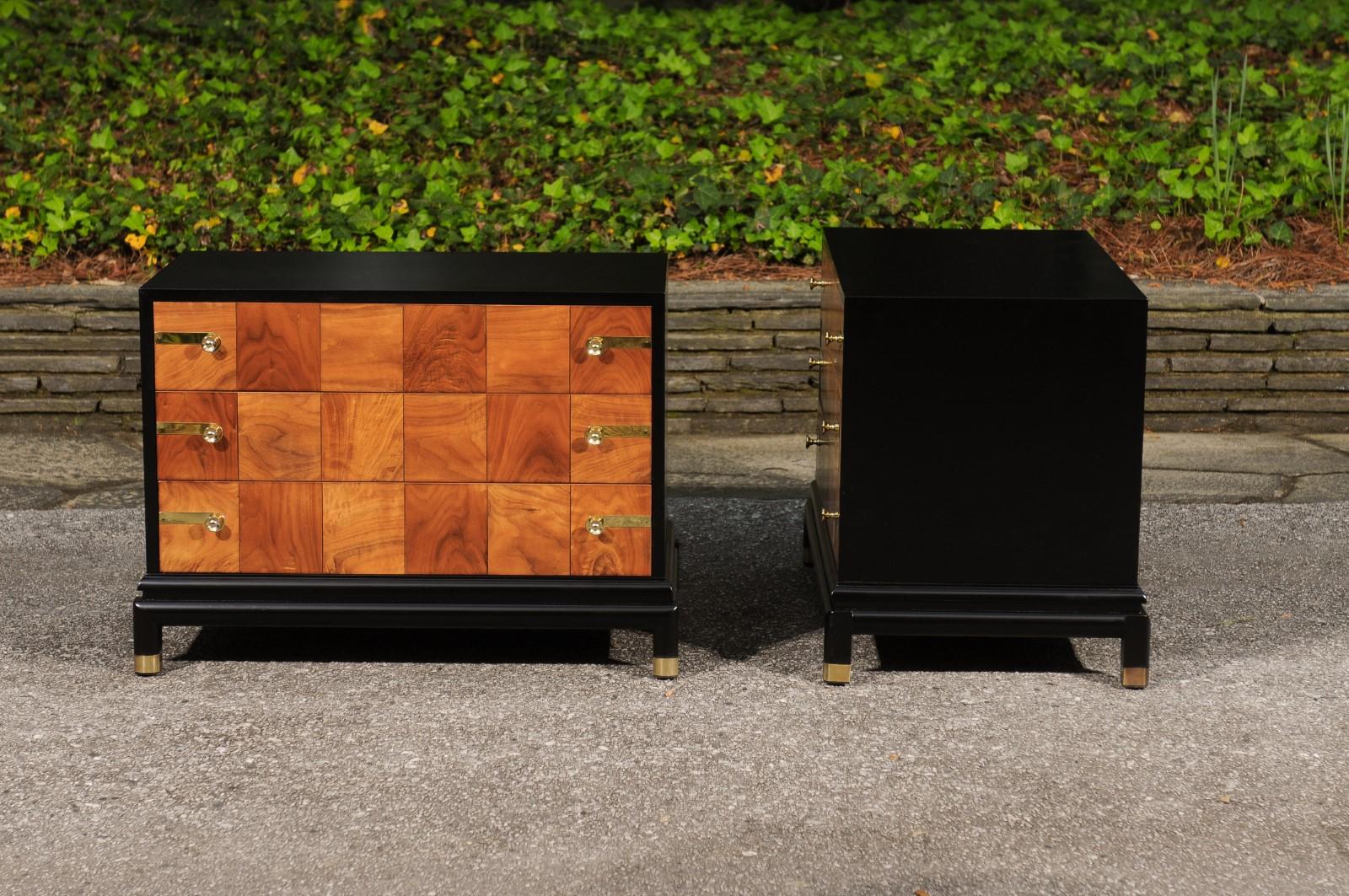 Coppia mozzafiato di piccoli commodes in parquet di noce nero di Renzo Rutili in vendita 6