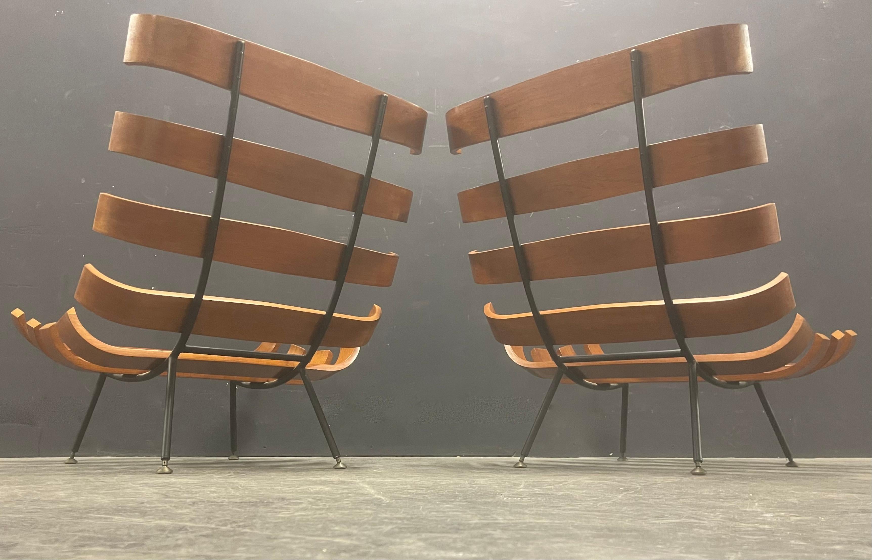 breathtaking pair of costela lounge chairs by carlo hauner and martin eisler  For Sale 4