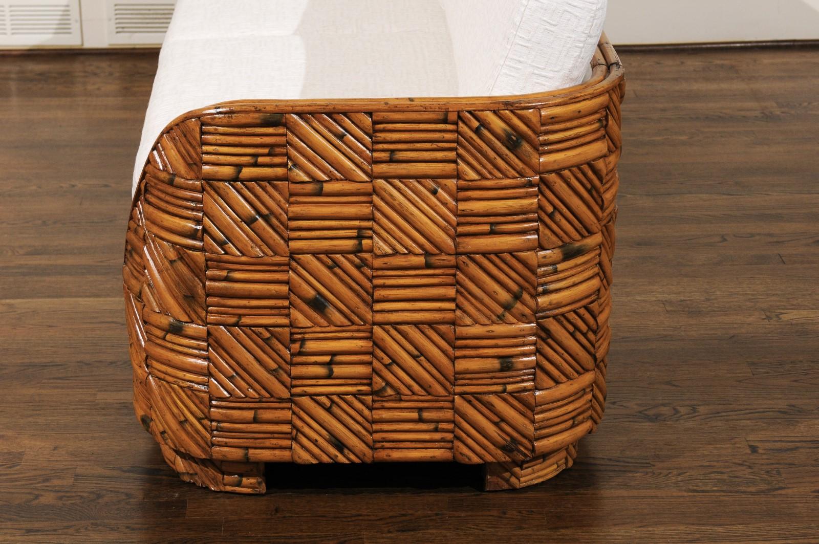 Époustouflant canapé Art déco Revive en parquet de rotin, Italie, vers 1970 en vente 2