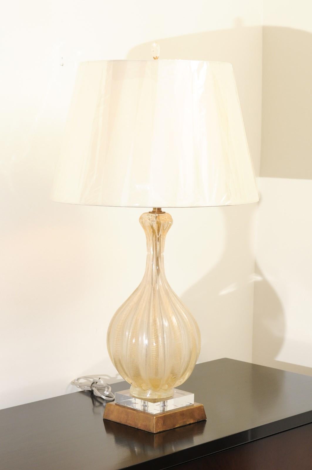 Mid-Century Modern Breathtaking Restored Pair of Champagne and Gold Murano Lamps, circa 1960