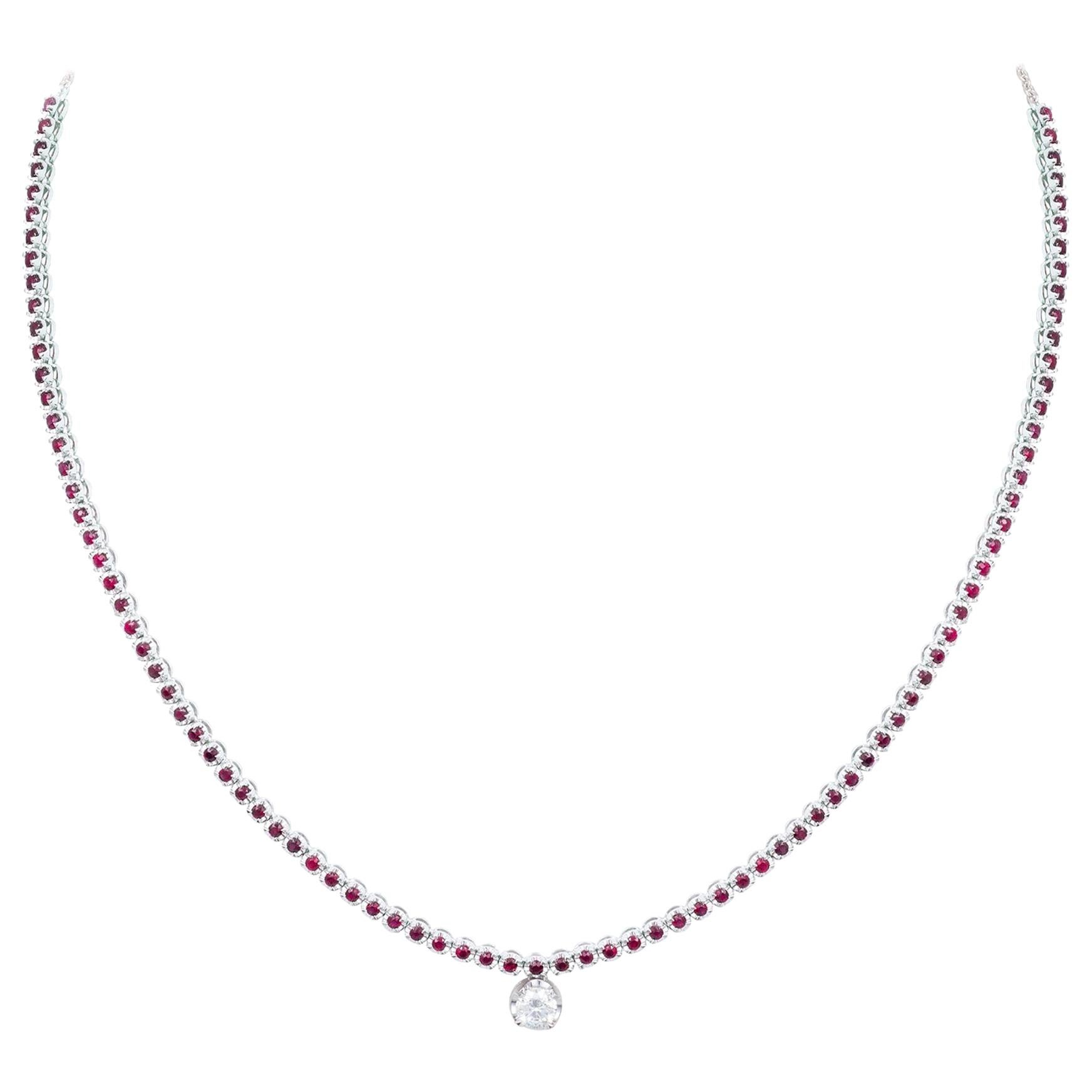 Breathtaking Ruby Diamond 18 Karat Yellow Gold Necklace for Her For Sale