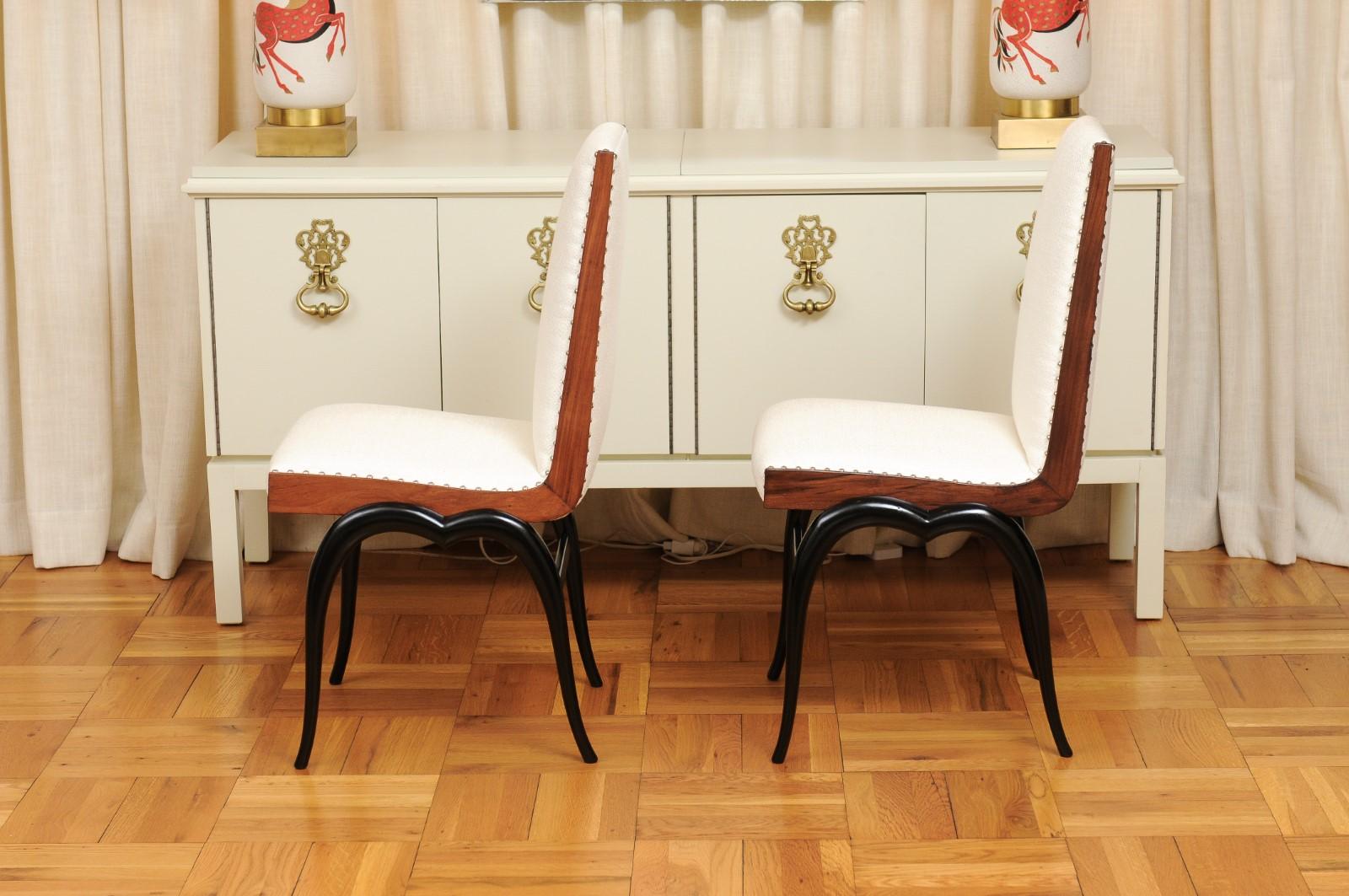 Breathtaking Set of 12 Walnut and Mahogany Dining Chairs, Brazil, circa 1955 For Sale 4