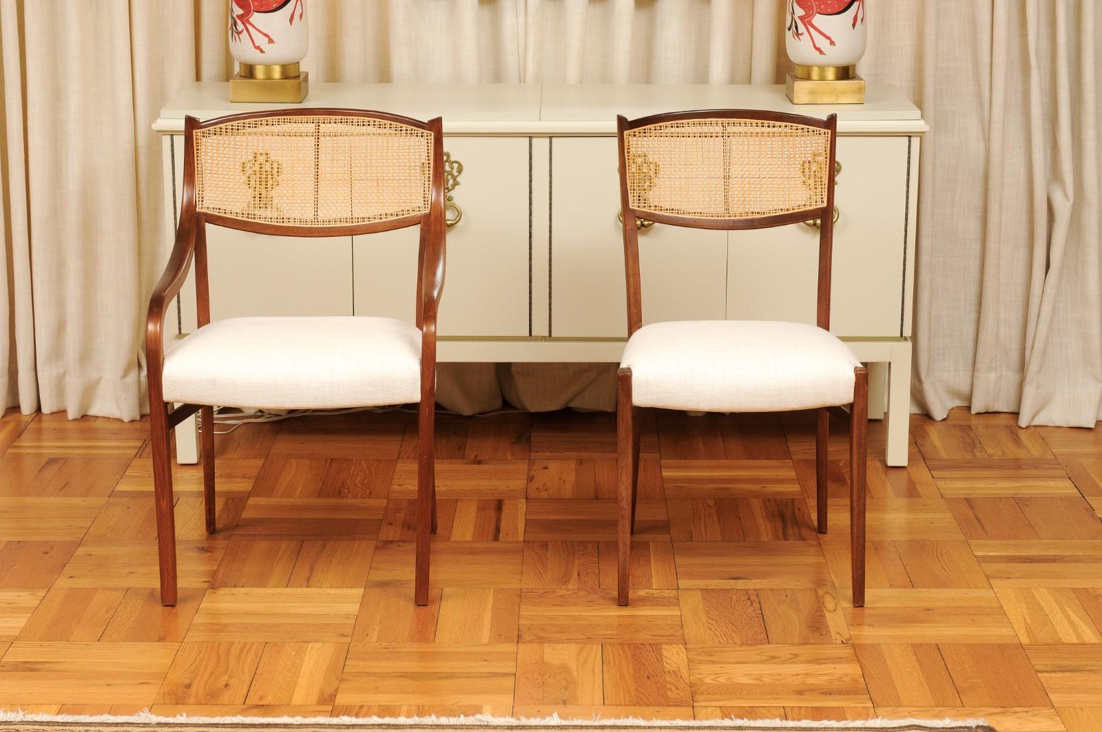 Ensemble époustouflant de 12 chaises de salle à manger en noyer par Barney Flagg, vers 1960 en vente 8