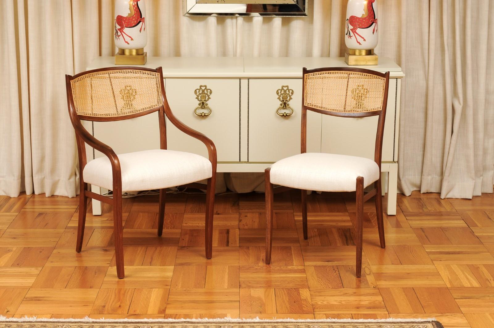 Ensemble époustouflant de 12 chaises de salle à manger en noyer par Barney Flagg, vers 1960 en vente 9