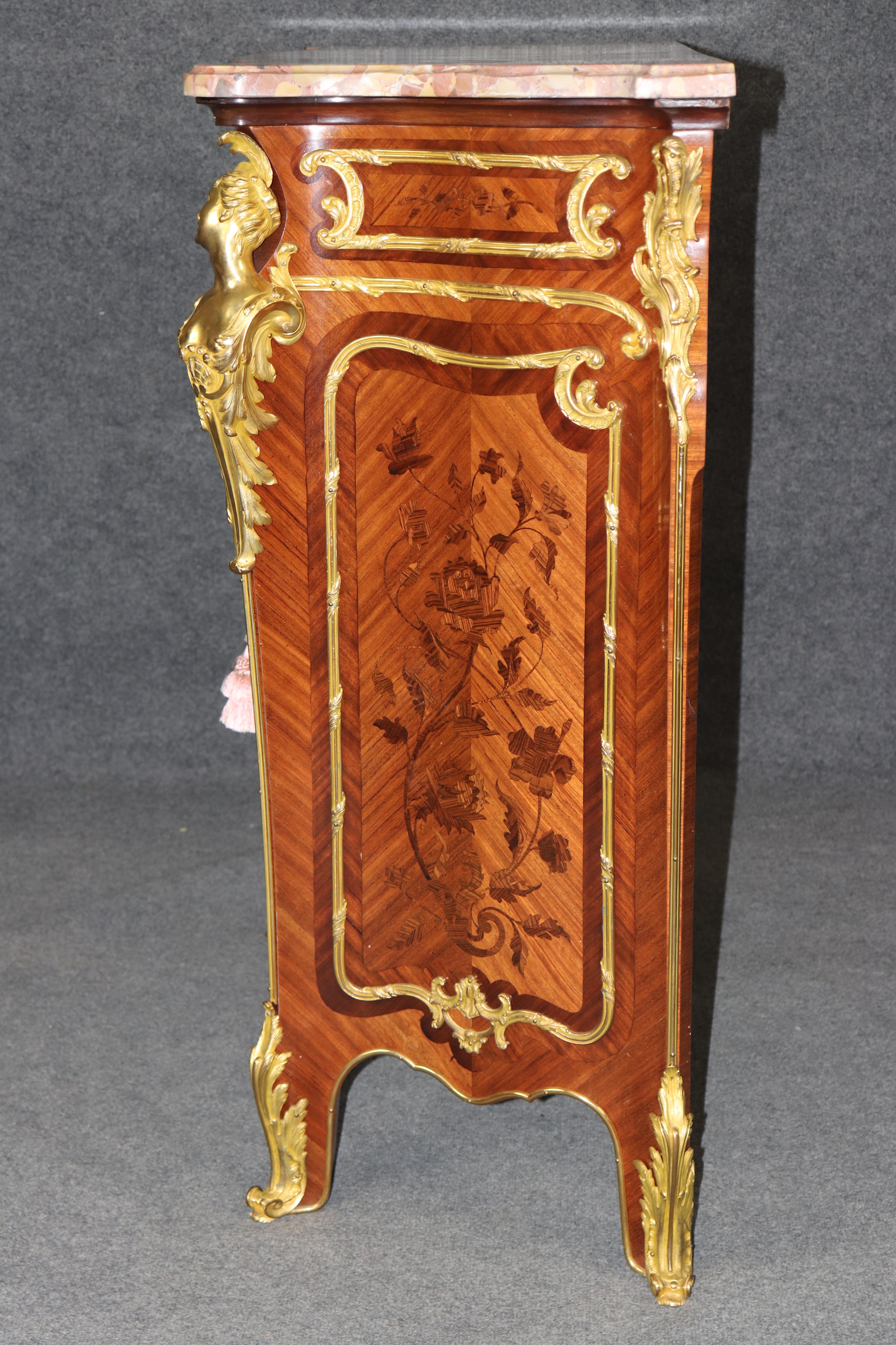 Buffet con figura di fanciulla in marmo di Breche D'Alep, bronzo, Fontaine Bleu, Attribuito in vendita 1