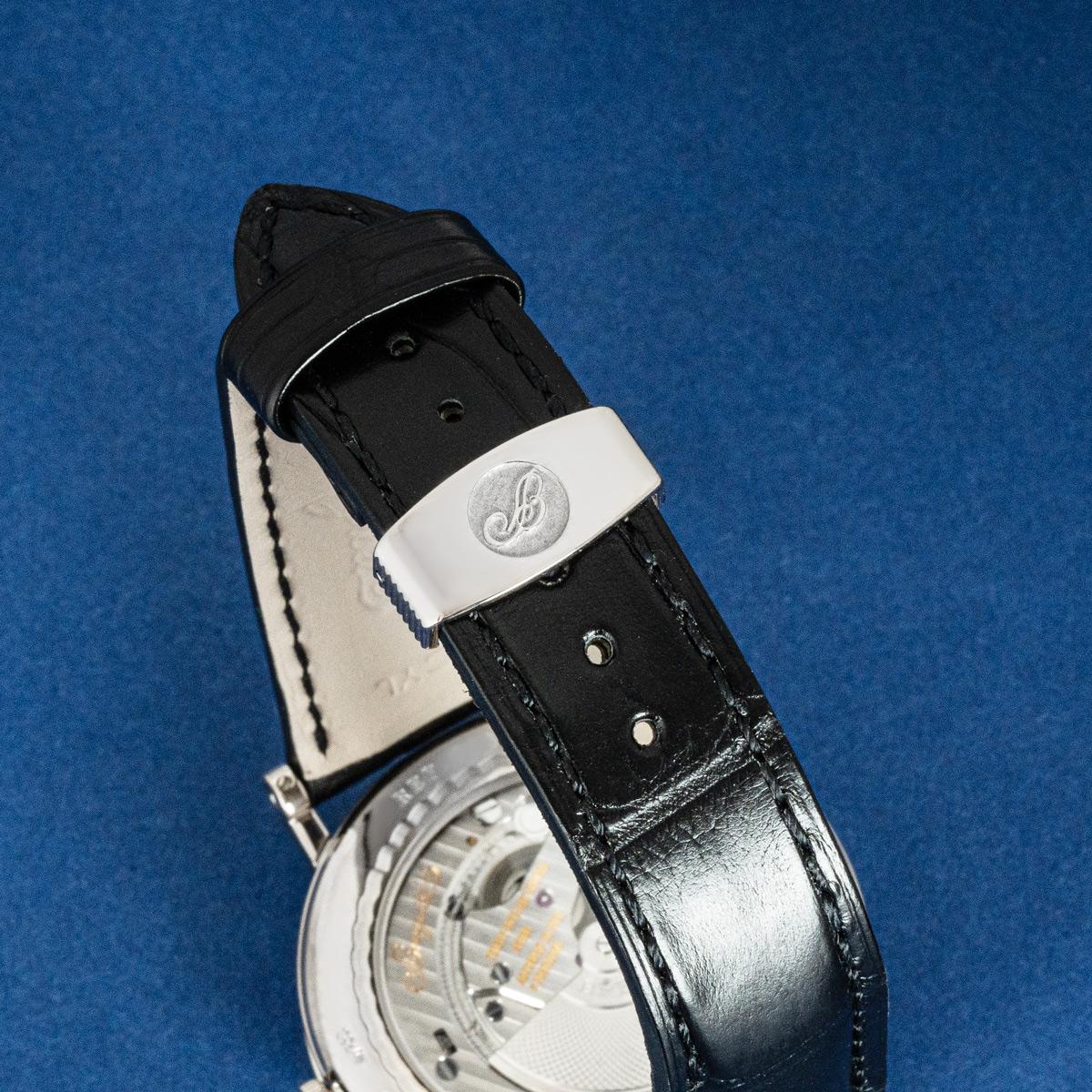 Breguet Classique Calendrier 7337BB/1E/9V6 im Angebot 3