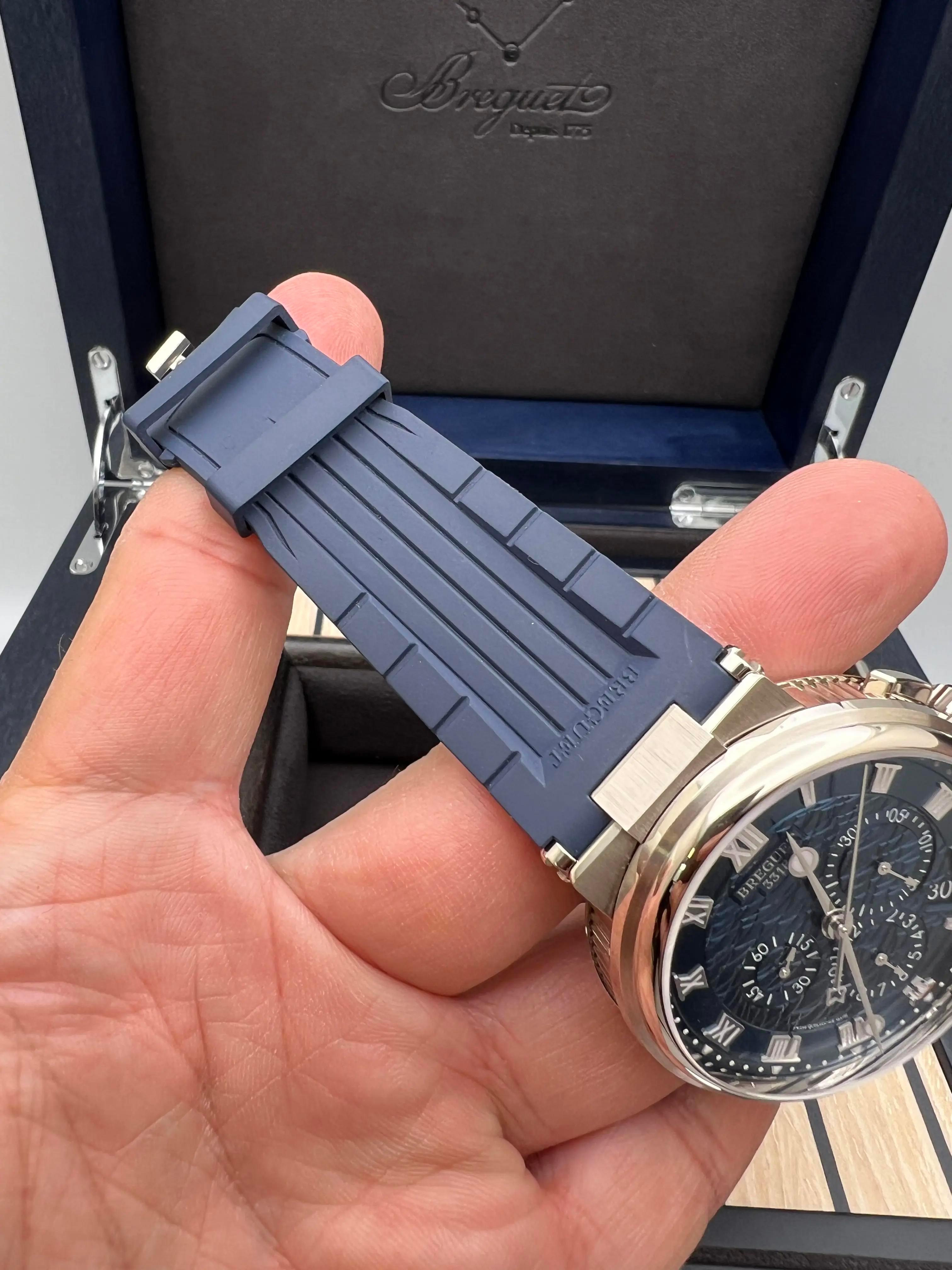 Breguet Marine Chronograph 5527BB/Y2/5WV 18K Weißgold Blaues Zifferblatt Box Papiere '22 im Angebot 9