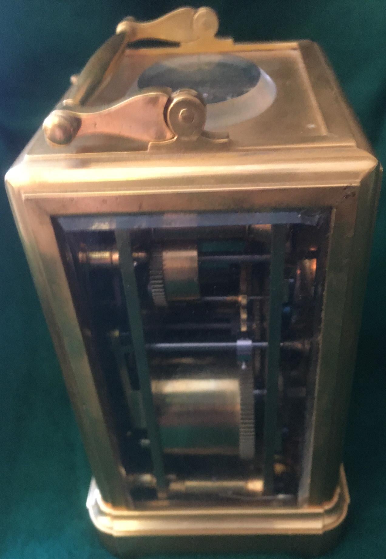 Gilt Breguet Neveu Compagnie à Paris. Grande Sonnerie Striking Carriage Clock