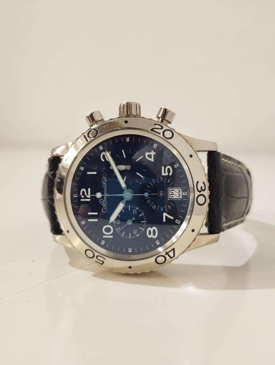 Rare and perfectly preserved chronograph watch by Breguet
XX Transatlantique
Reference 3820 BB
Year 2000
Amazing white gold case (39 mm), in excellent conditions (never been polished)
Blue dial in perfect conditions
