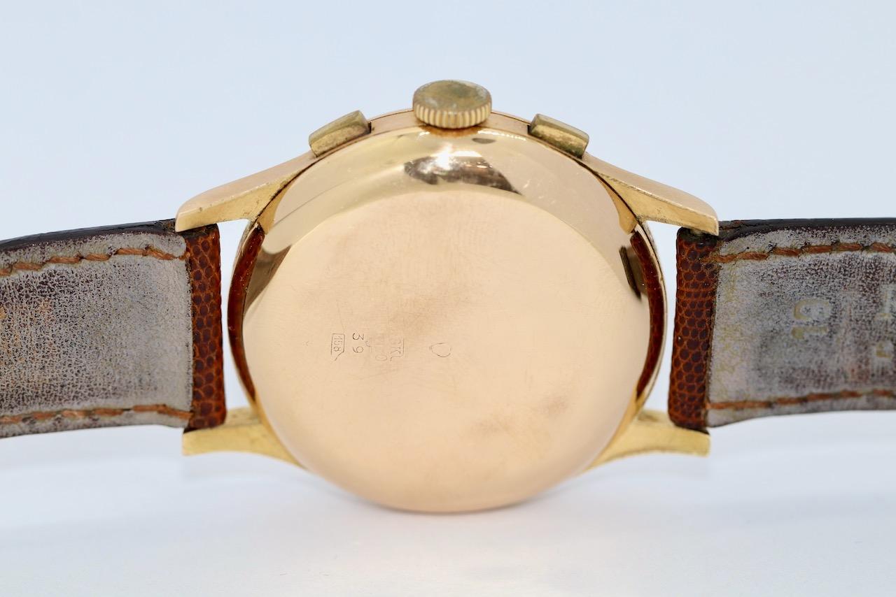 Breitling 18 Karat Gold Vintage Chronograph Men Wrist Watch For Sale 1