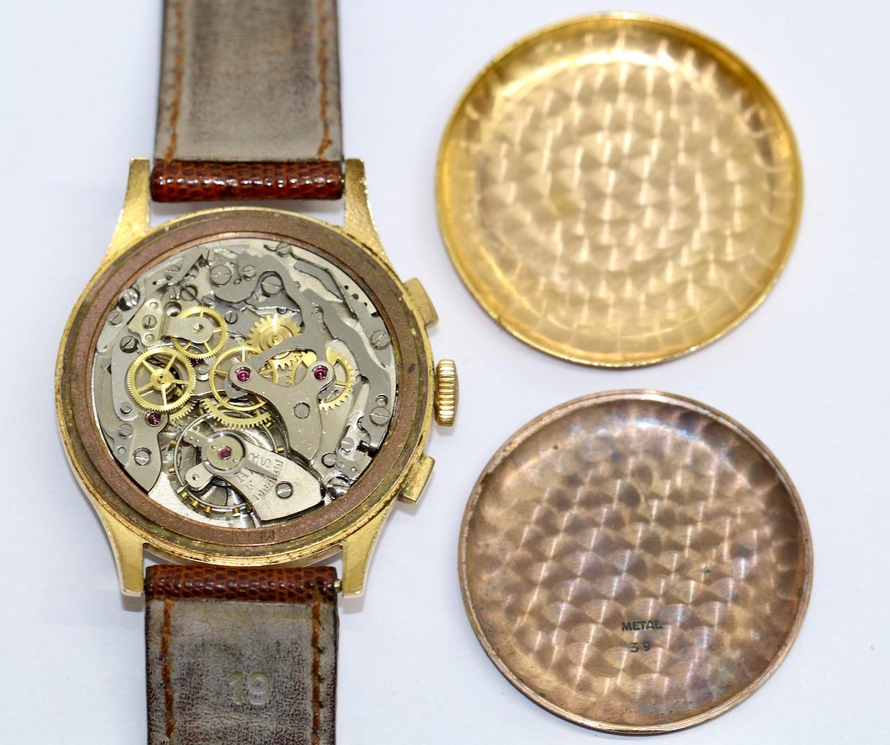 Breitling 18 Karat Gold Vintage Chronograph Herrenarmbanduhr im Angebot 3
