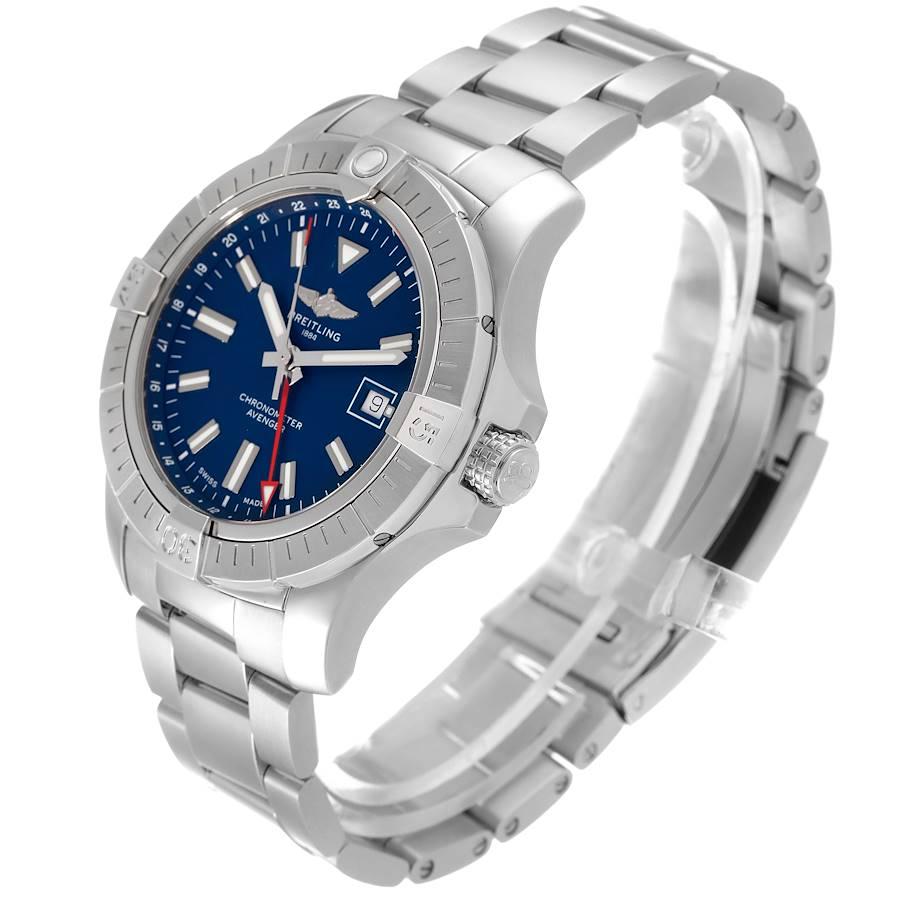 Breitling Aeromarine Avenger II GMT Blue Dial Steel Mens Watch A32395 Box Card In Excellent Condition In Atlanta, GA