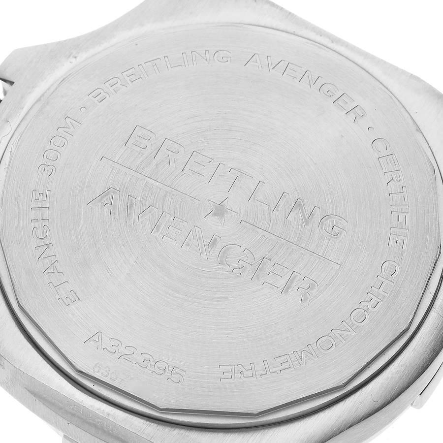 Breitling Aeromarine Avenger II GMT Blue Dial Steel Mens Watch A32395 Box Card 1