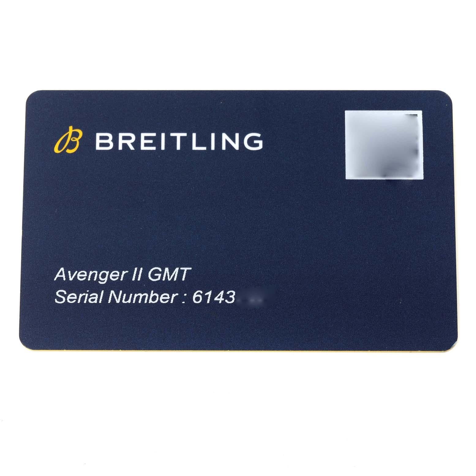 Breitling Aeromarine Avenger II GMT MOP Dial Steel Watch A32390 Box Card 3
