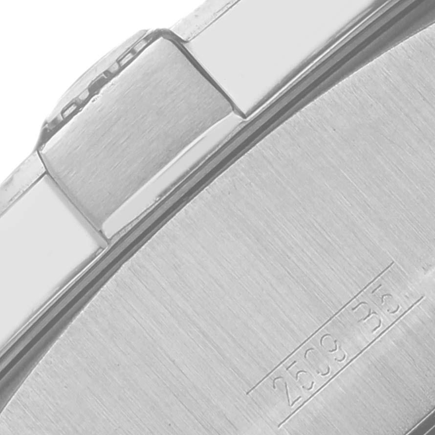 Breitling Aeromarine Avenger Seawolf Stahl Herrenuhr A17330. Automatisches Uhrwerk mit Selbstaufzug. Edelstahlgehäuse mit 45.4 mm Durchmesser, verschraubter Krone und Drückern. Einseitig drehbare Lünette aus Edelstahl. 0-60 verstrichene Zeit. Vier