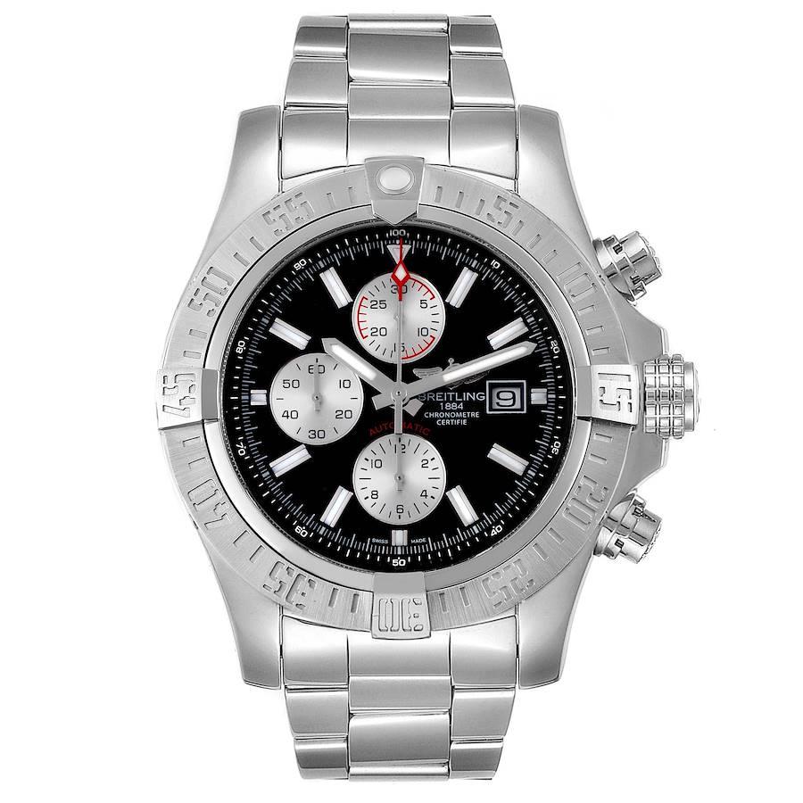 Breitling Aeromarine Super Avenger schwarzes Zifferblatt Stahl Uhr A13371 Box-Karte. Automatisches Uhrwerk. Chronographen-Funktion. Edelstahlgehäuse mit 48 mm Durchmesser, verschraubter Krone und Drückern. Gehäusedicke 17,75 mm. Einseitig drehbare