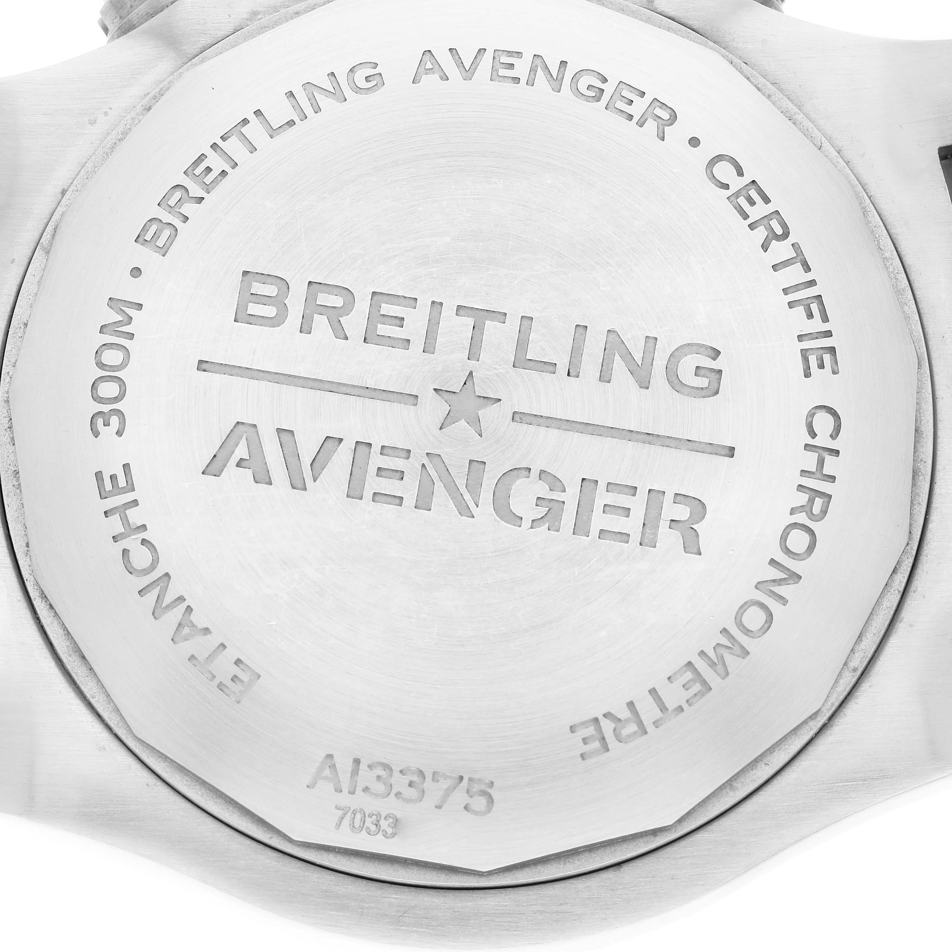 Breitling Aeromarine Super Avenger Steel Mens Watch A13375 Box Card For Sale 3