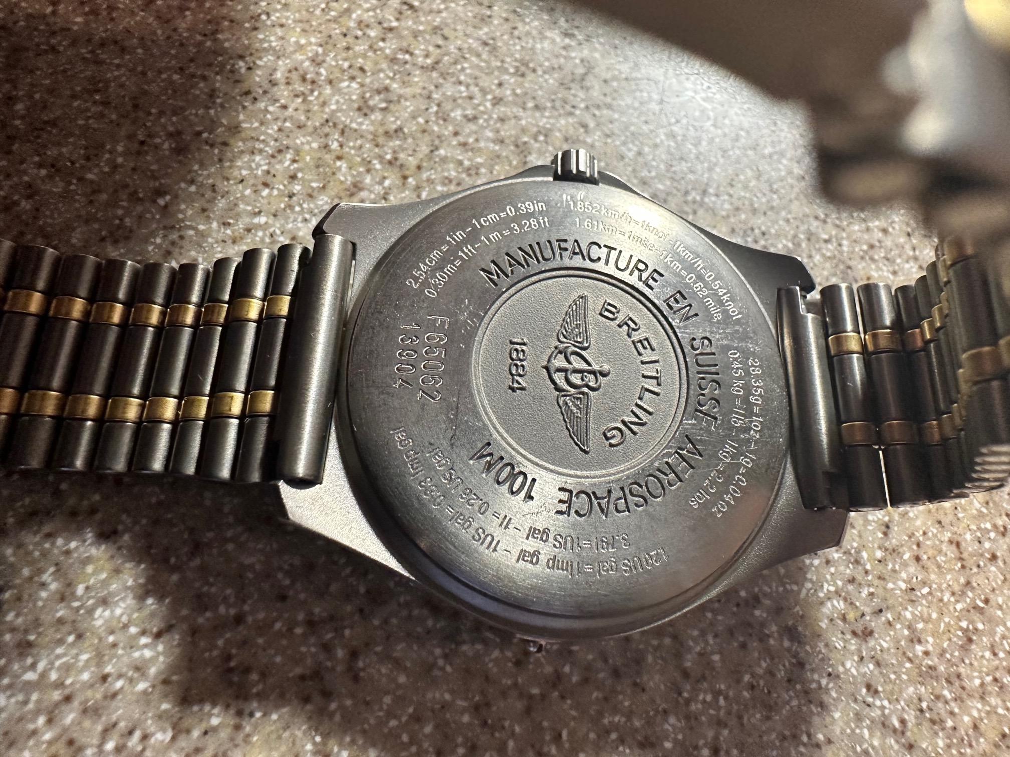 Breitling Aerospace 100m Titanium Case & Bracelet W/ Black Dial Chronograph  For Sale 4