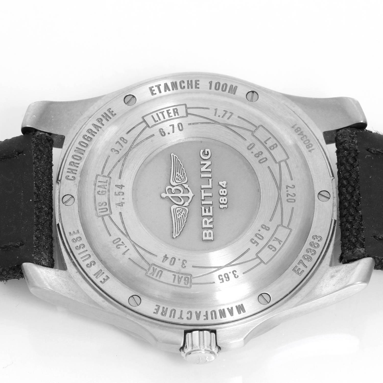 Breitling  Aerospace Avantage Men's Titanium Quartz Watch -  Quartz. Titanium case with rotating bezel  (43 mm diameter). Stick markers and Arabic numerals; digital display. Black strap band with Breitling buckle and Co-Pilot module featuring local