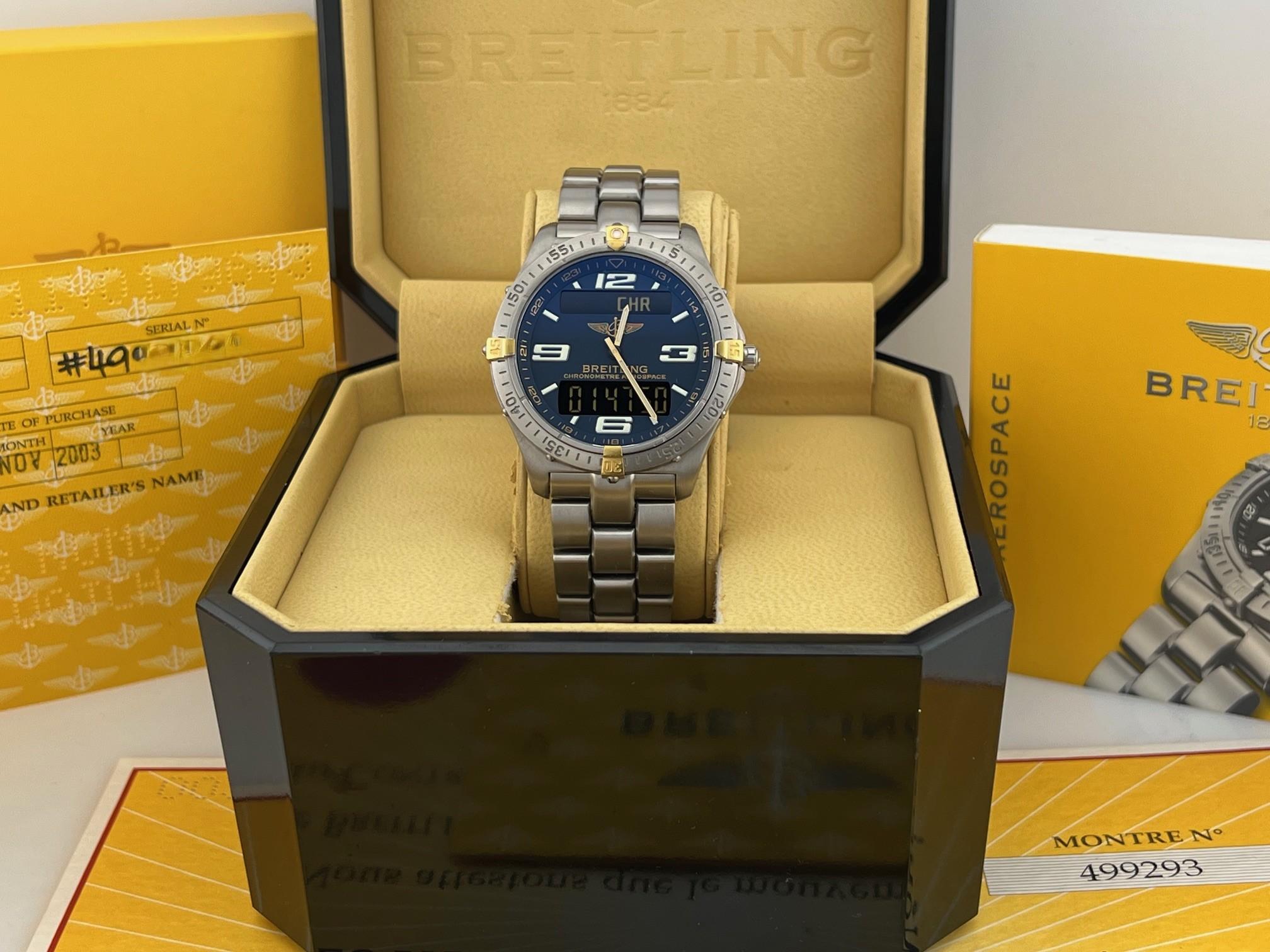 Breitling Luft-und Raumfahrt F75362 40mm blau Zifferblatt Titan Box Papiere im Zustand „Gut“ im Angebot in San Diego, CA