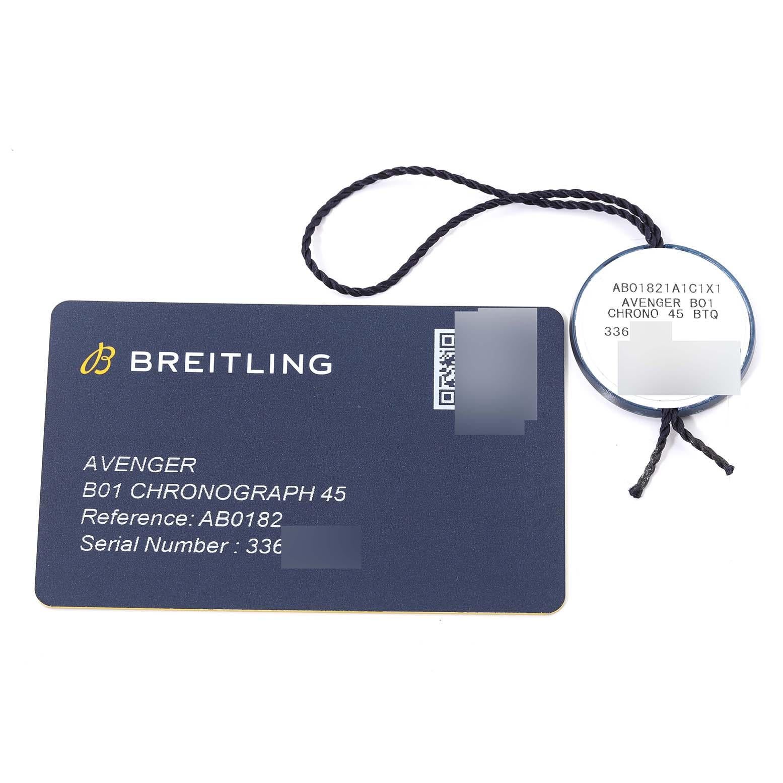 Breitling Avenger B01 Chronographe 45 Steel Mens Watch AB0182 Boîte Card en vente 1